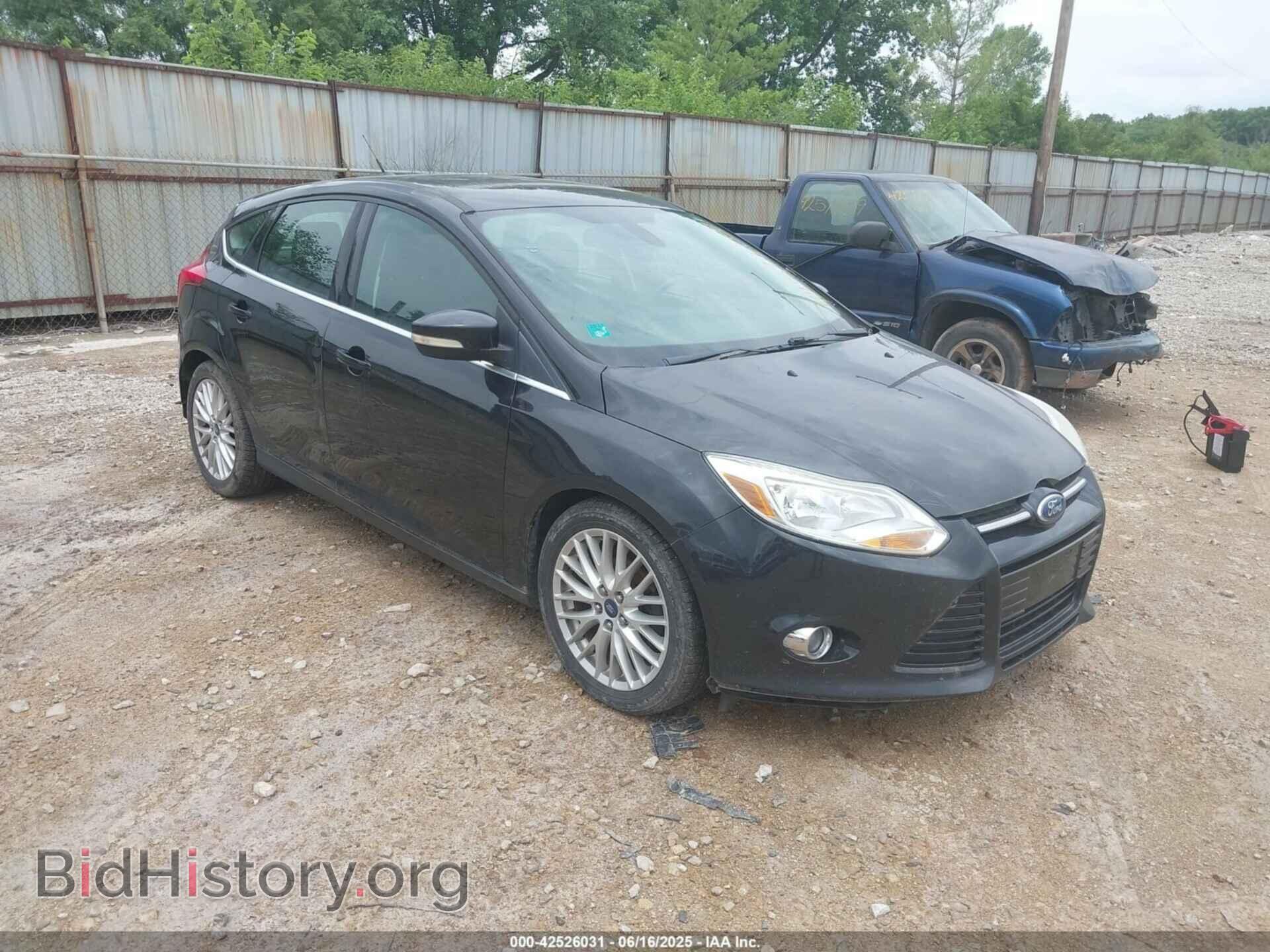 Фотография 1FAHP3M27CL409245 - FORD FOCUS 2012