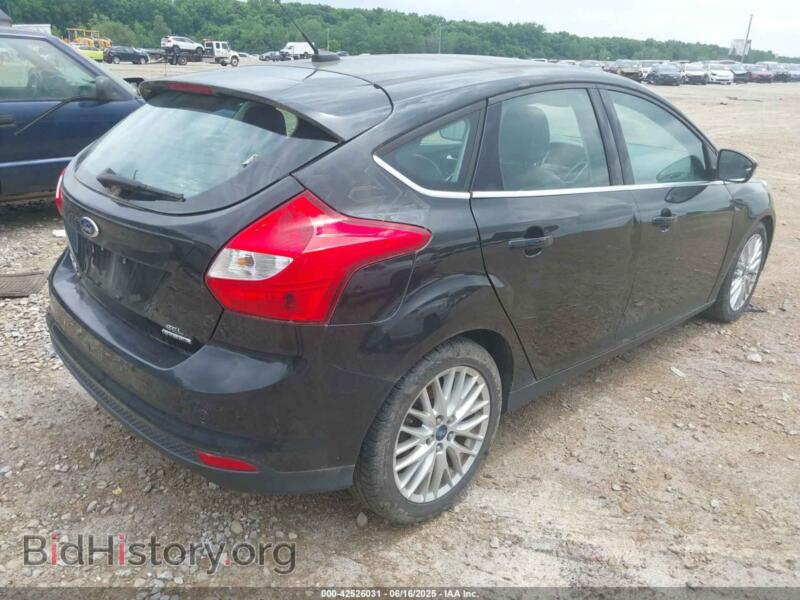 2012 Ford FOCUS (VIN 1FAHP3M27CL409245) — фото 4 из 11