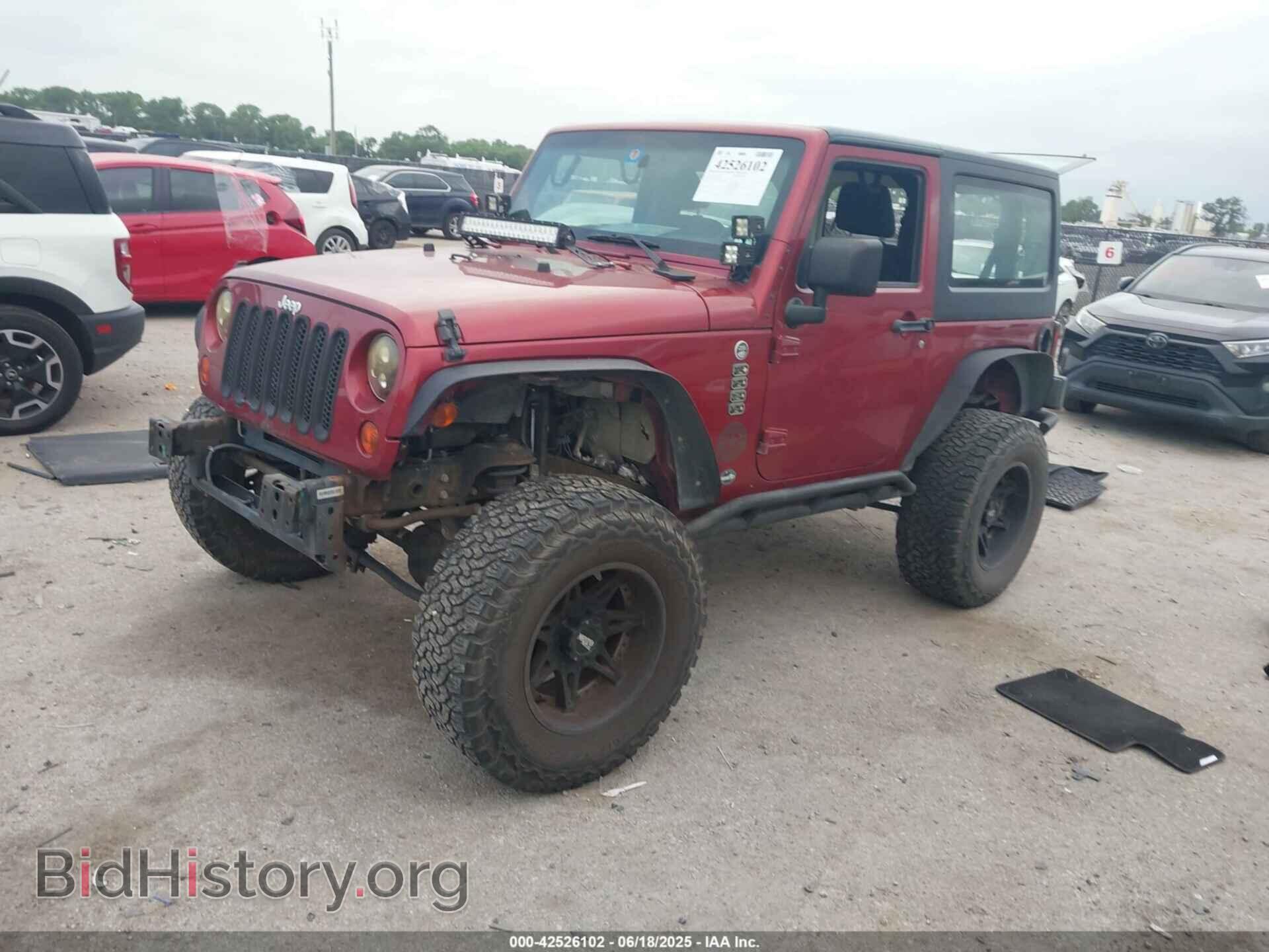 2011 JEEP WRANGLER - VIN: 1J4AA2D10BL529217 - Фото 2