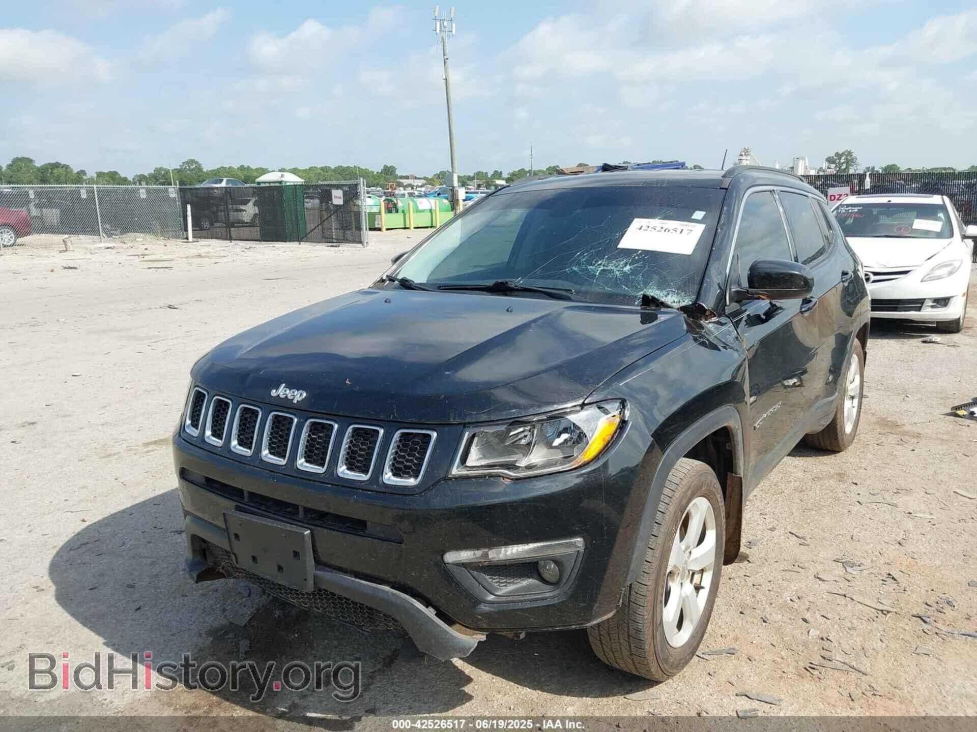 2018 JEEP COMPASS - VIN: 3C4NJCBB7JT338437 - Фото 2