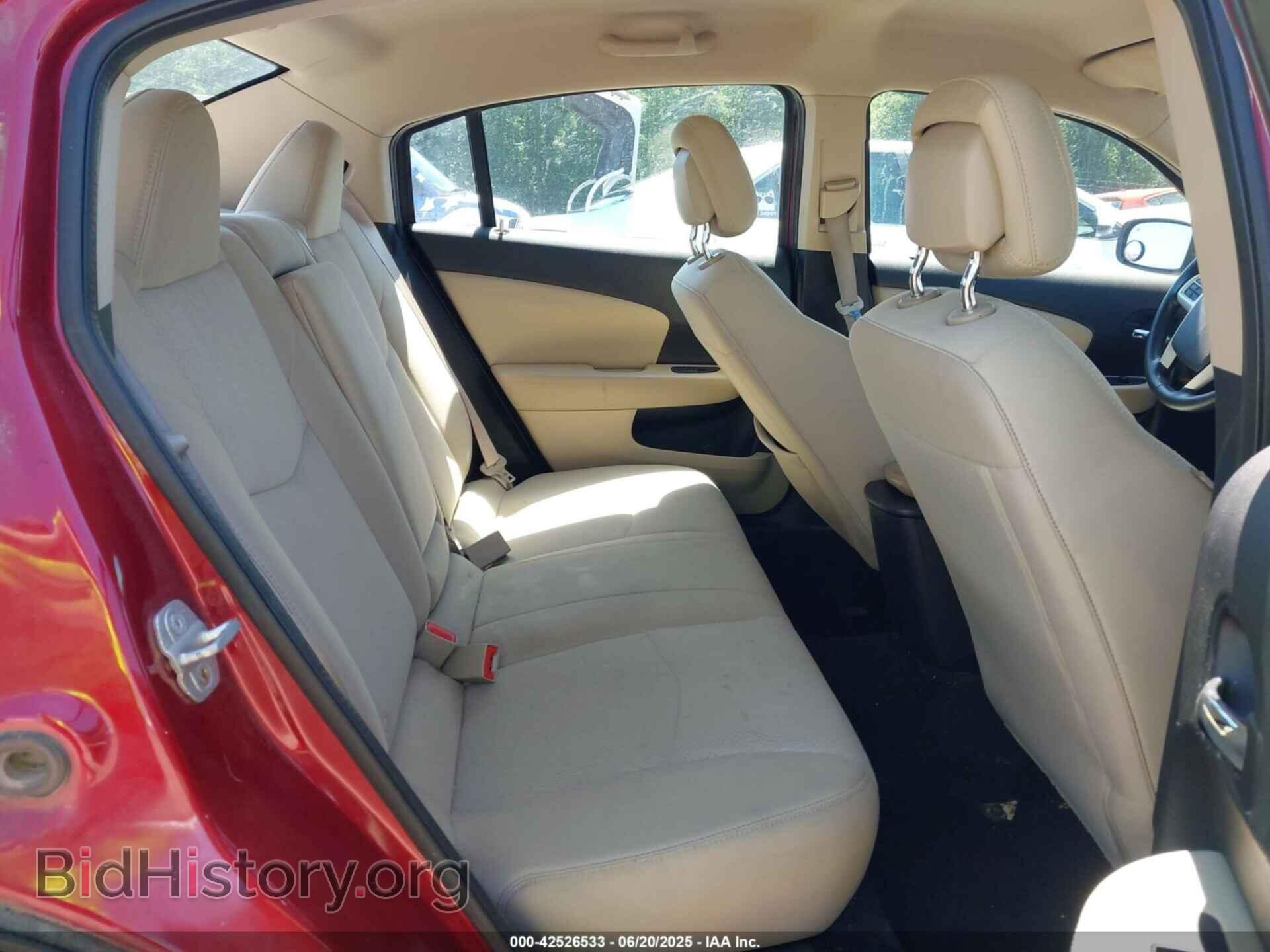 2011 CHRYSLER 200 - VIN: 1C3BC1FB4BN592804 - Фото 8