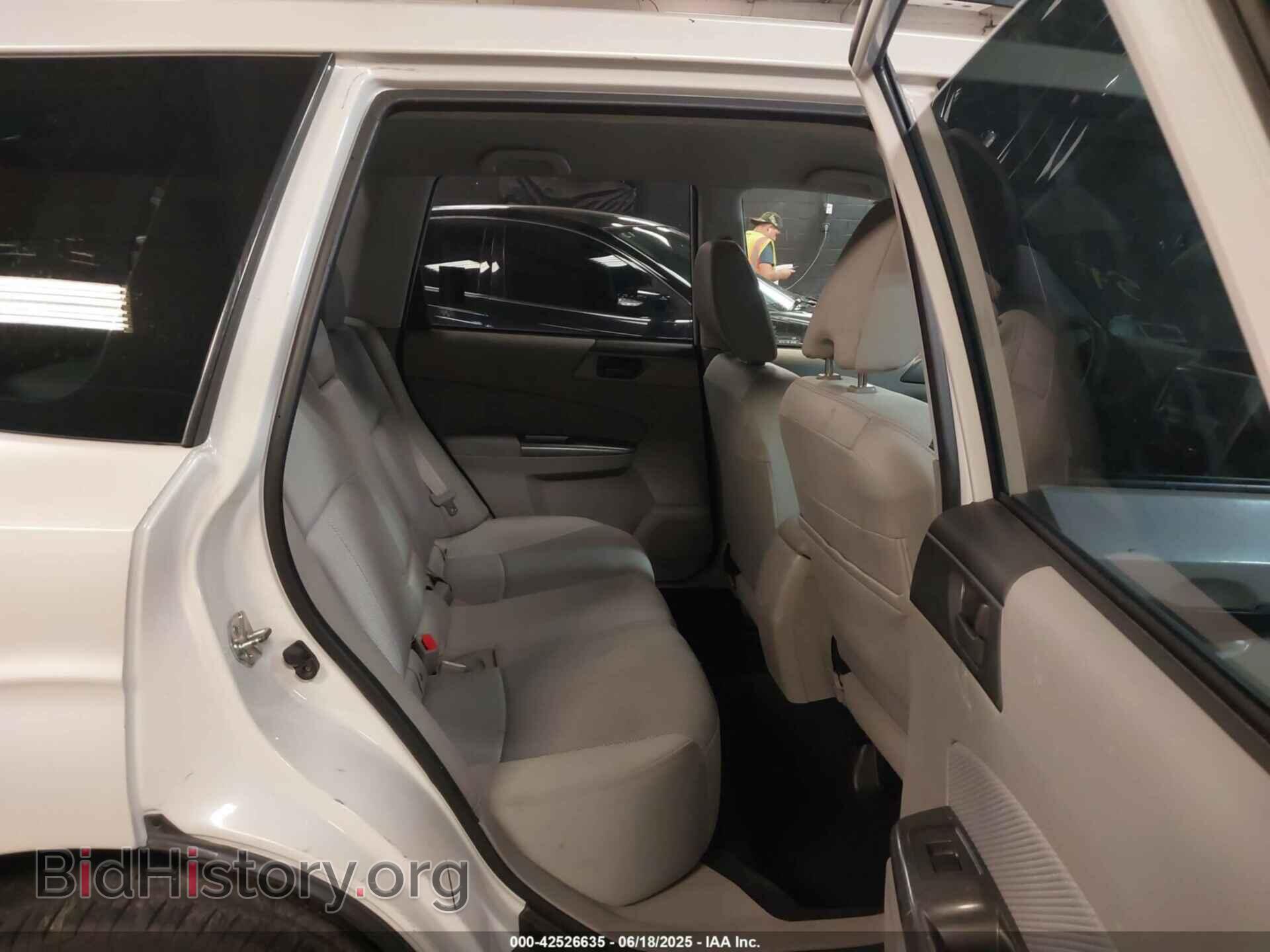 2012 SUBARU FORESTER - VIN: JF2SHABC6CH420593 - Фото 8