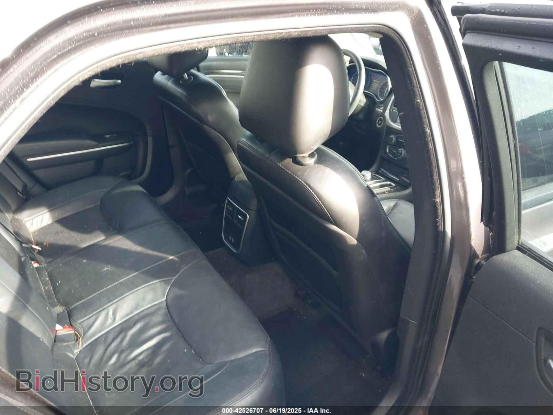 2017 CHRYSLER 300 - VIN: 2C3CCAAG7HH647514 - Фото 8