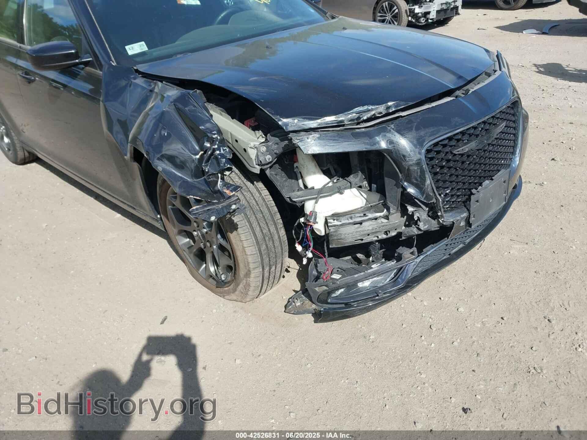 2016 CHRYSLER 300 - VIN: 2C3CCAGG1GH230508 - Фото 6