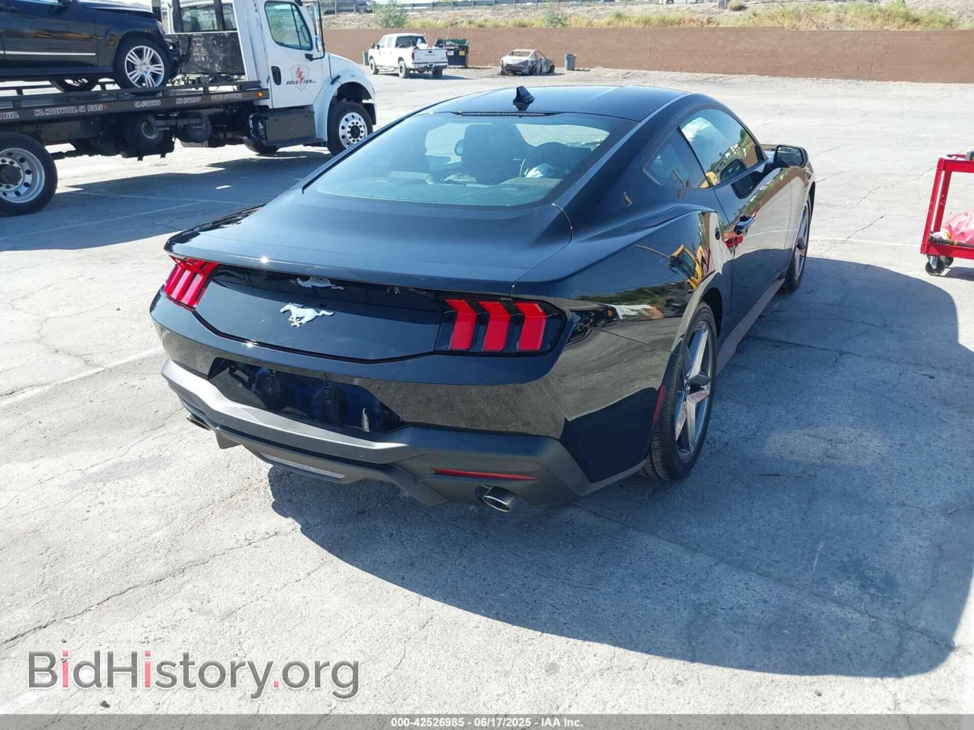 2025 FORD MUSTANG - VIN: 1FA6P8TH8S5114300 - Фото 4