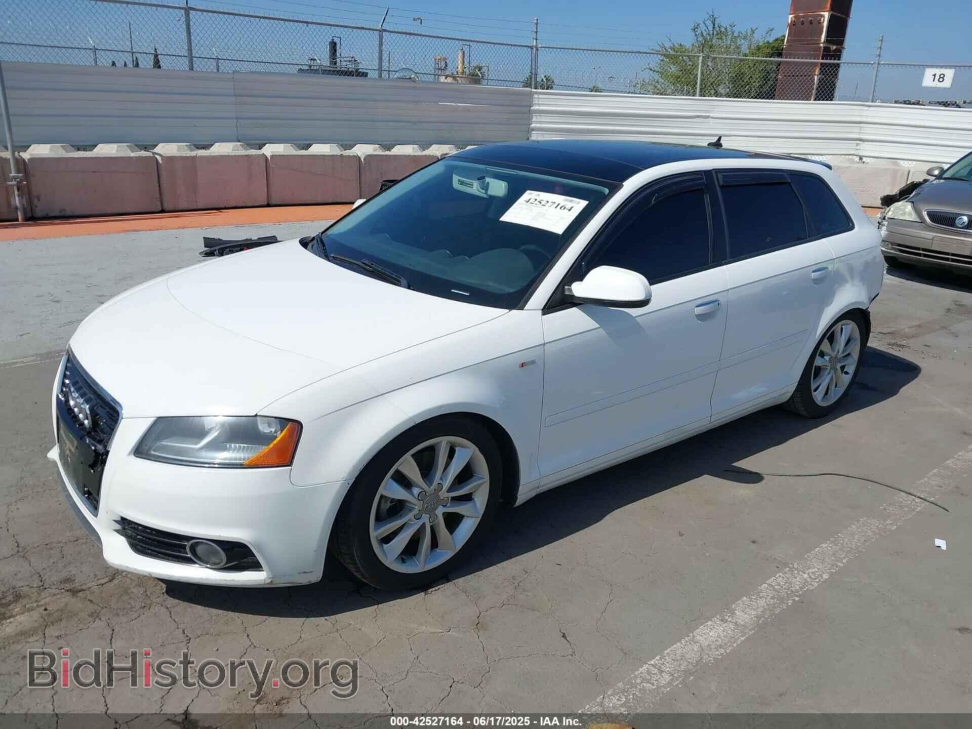 2013 AUDI A3 - VIN: WAUBEAFMXDA009876 - Фото 2