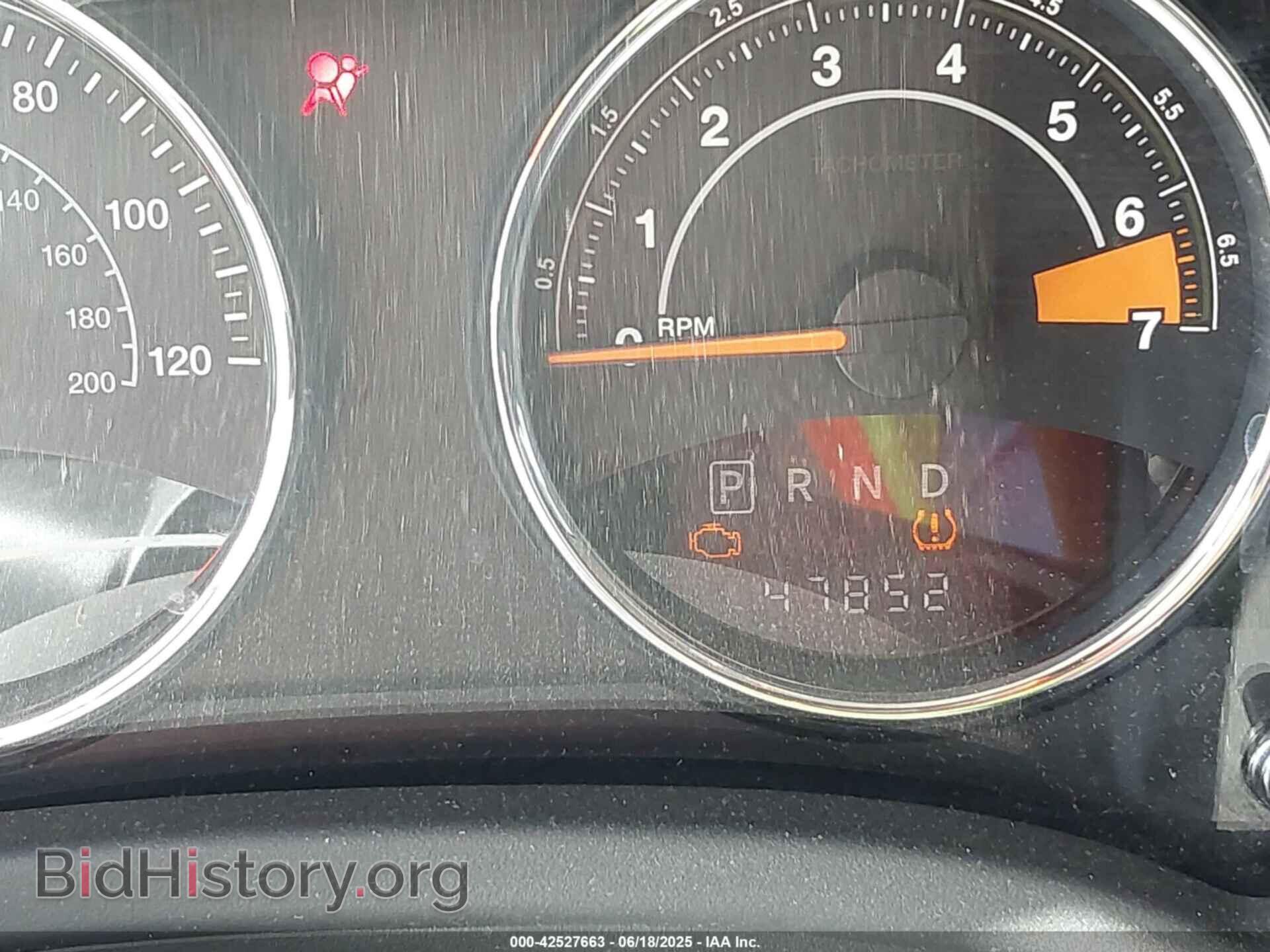 2014 JEEP COMPASS - VIN: 1C4NJCEB1ED737061 - Фото 15