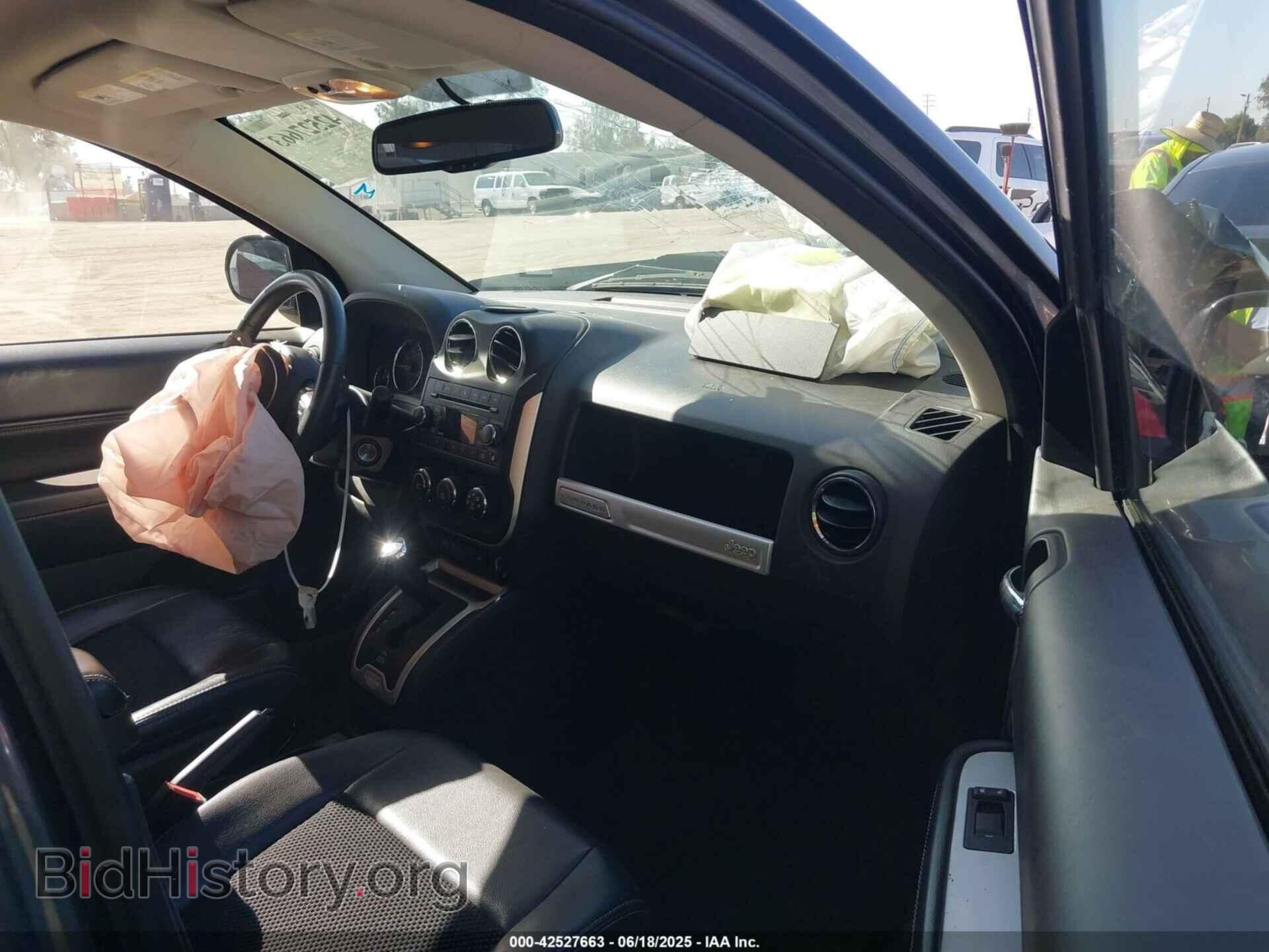 2014 JEEP COMPASS - VIN: 1C4NJCEB1ED737061 - Фото 5
