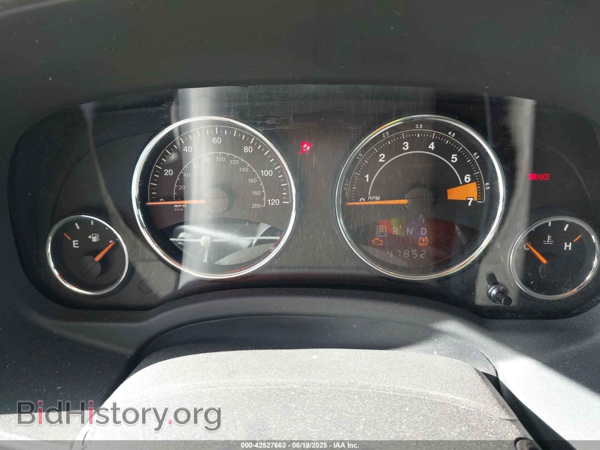 2014 JEEP COMPASS - VIN: 1C4NJCEB1ED737061 - Фото 7