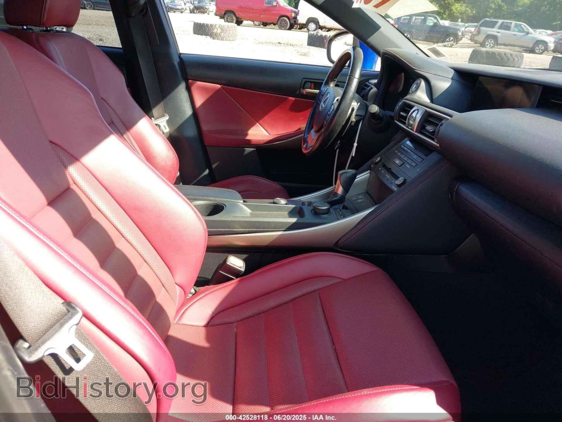 2019 LEXUS IS 300 - VIN: JTHC81D21K5038302 - Фото 5