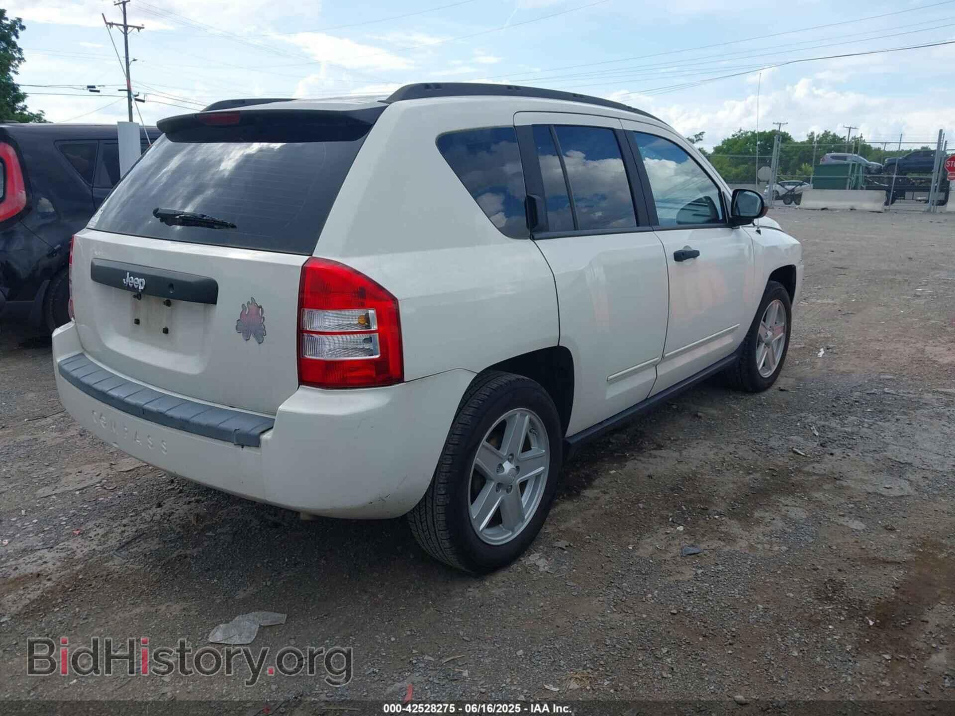 2008 JEEP COMPASS - VIN: 1J8FT47W68D689669 - Фото 4