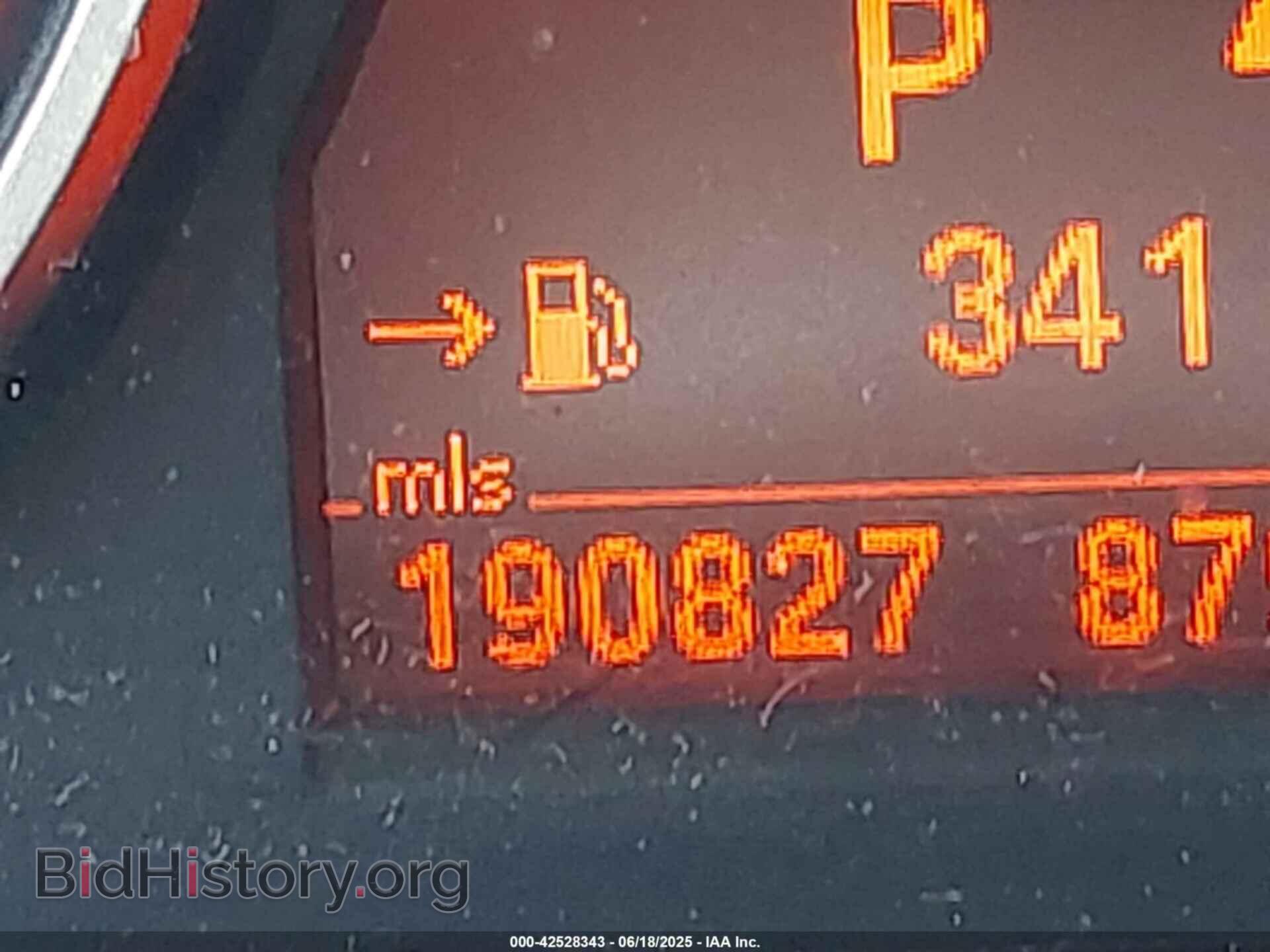 2011 BMW 328I - VIN: WBAPH5C51BA445353 - Фото 15