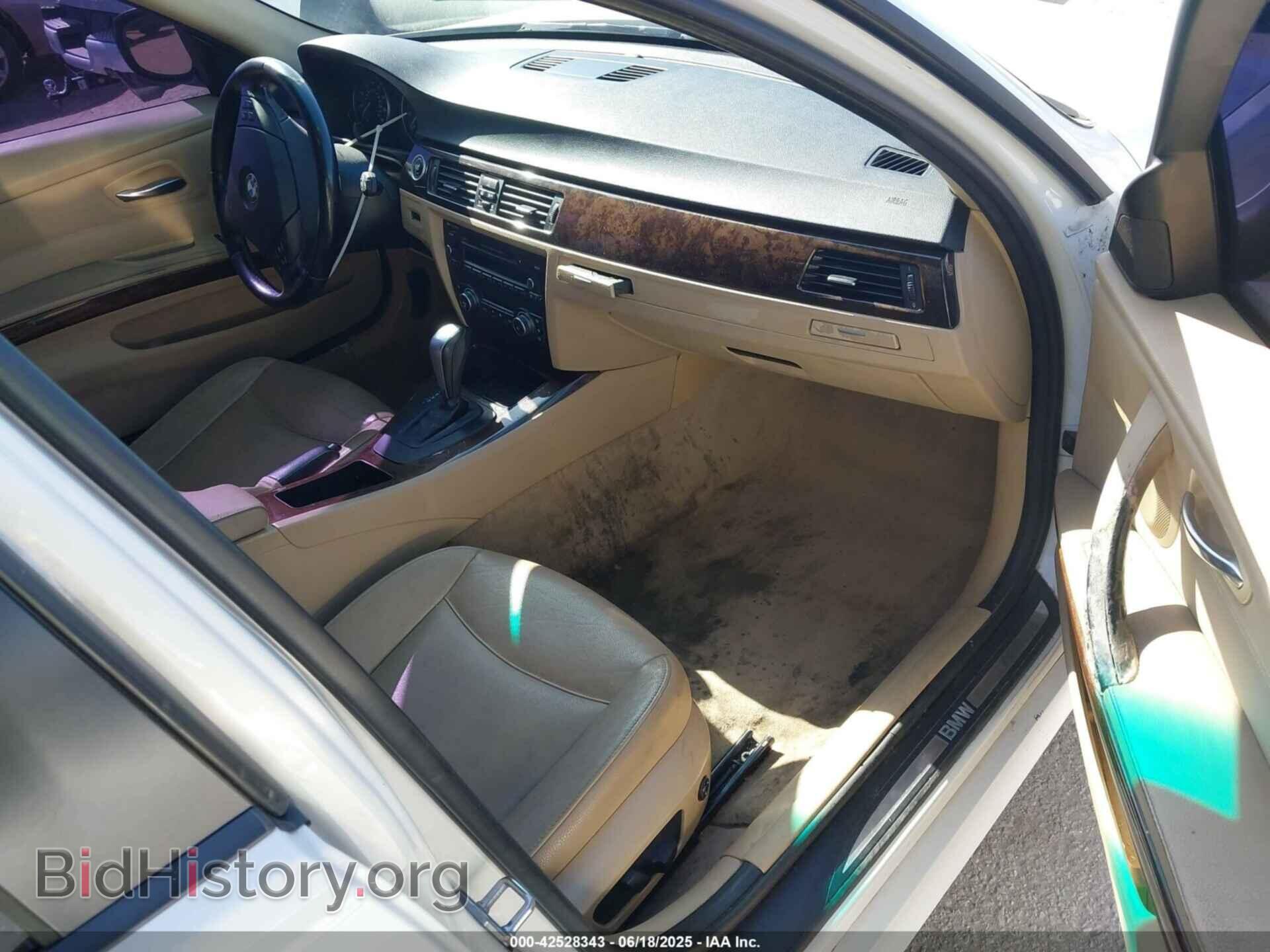 2011 BMW 328I - VIN: WBAPH5C51BA445353 - Фото 5