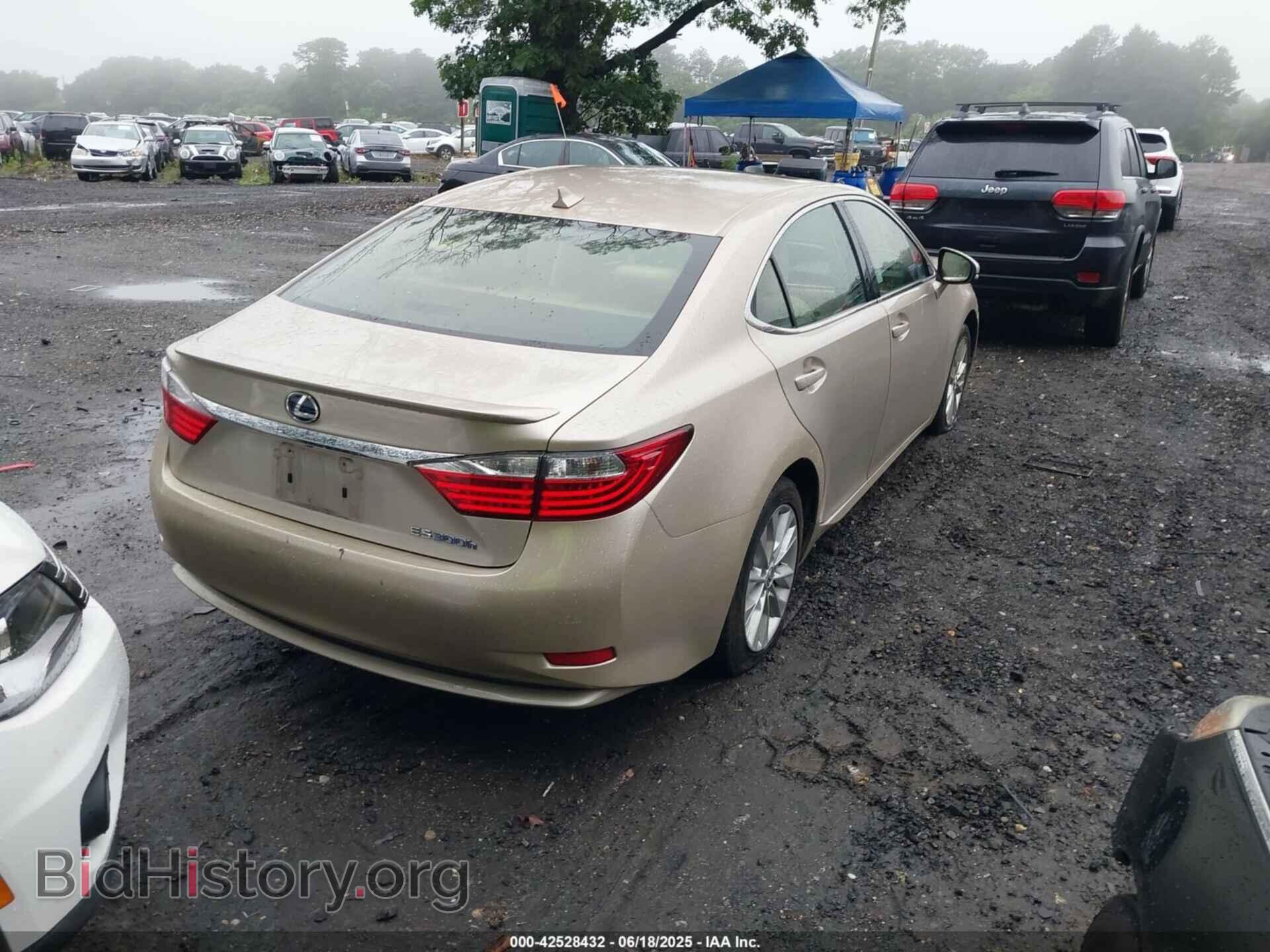 2013 LEXUS ES 300H - VIN: JTHBW1GG0D2038319 - Photo 4