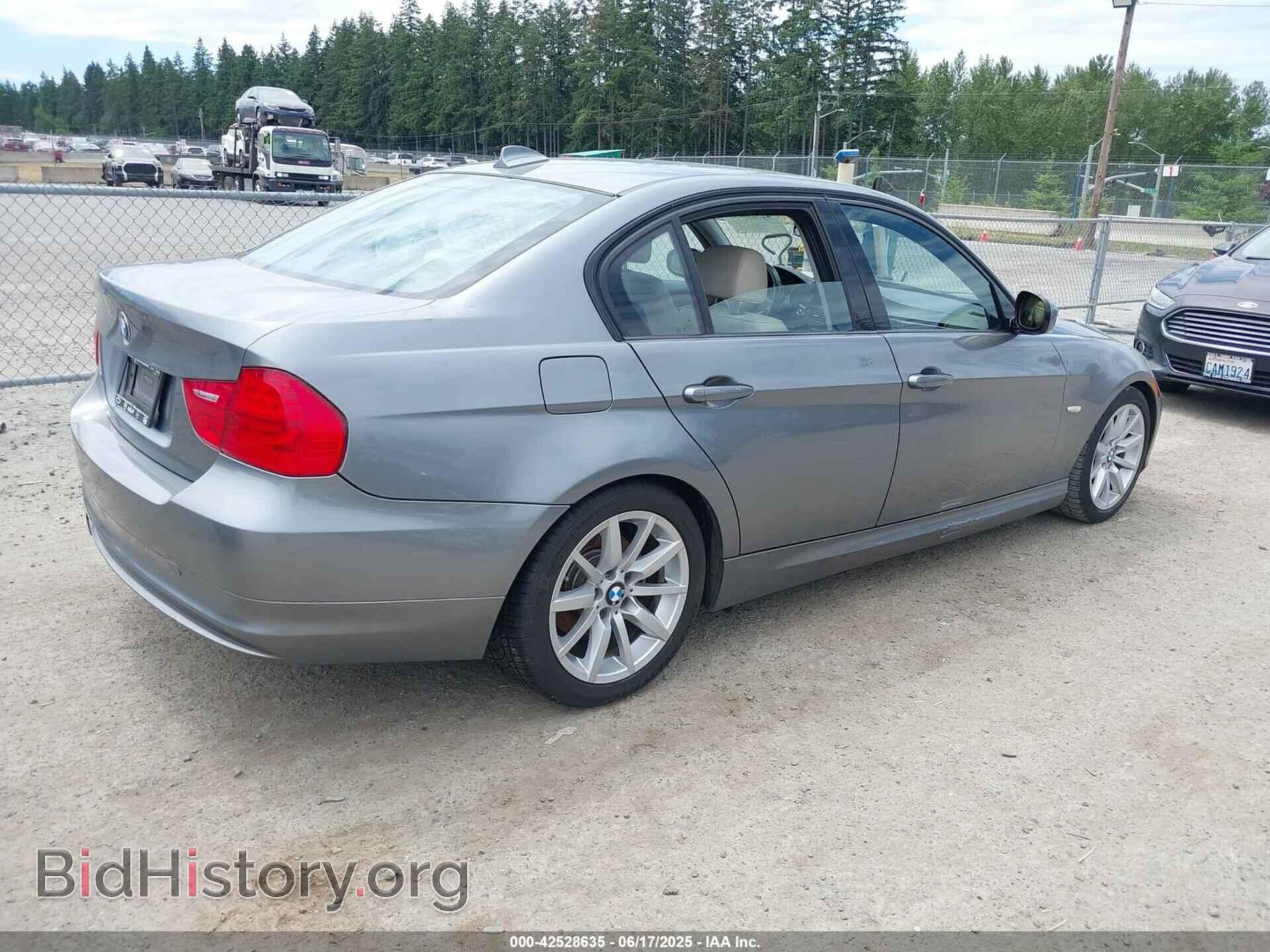 2011 BMW 328 - VIN: WBAPH5C51BA446552 - Фото 4