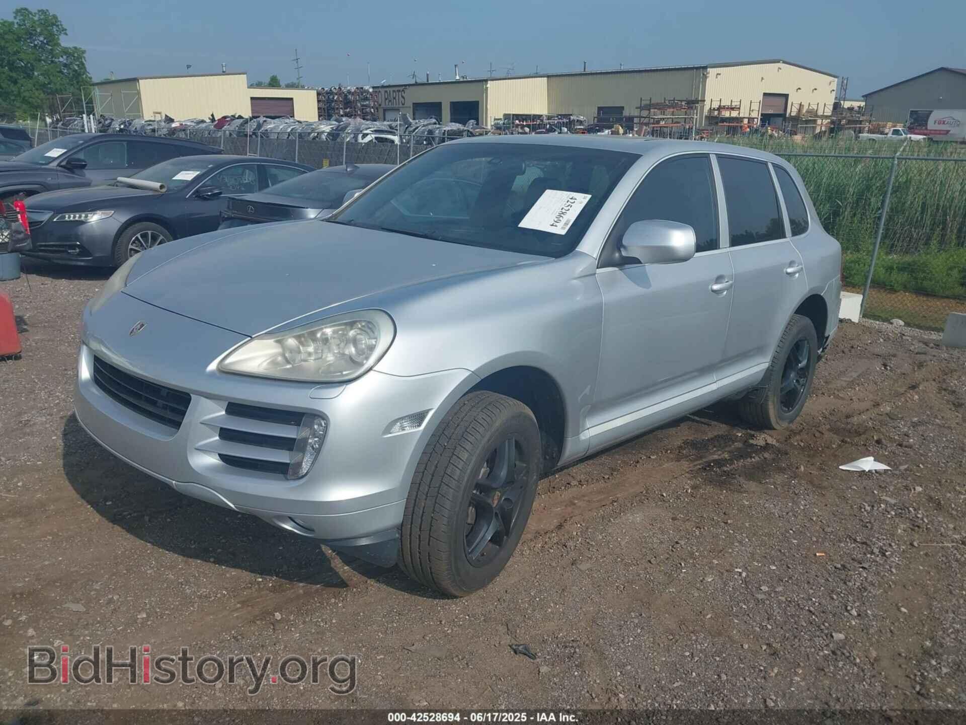 2009 PORSCHE CAYENNE - VIN: WP1AA29P49LA09131 - Фото 2
