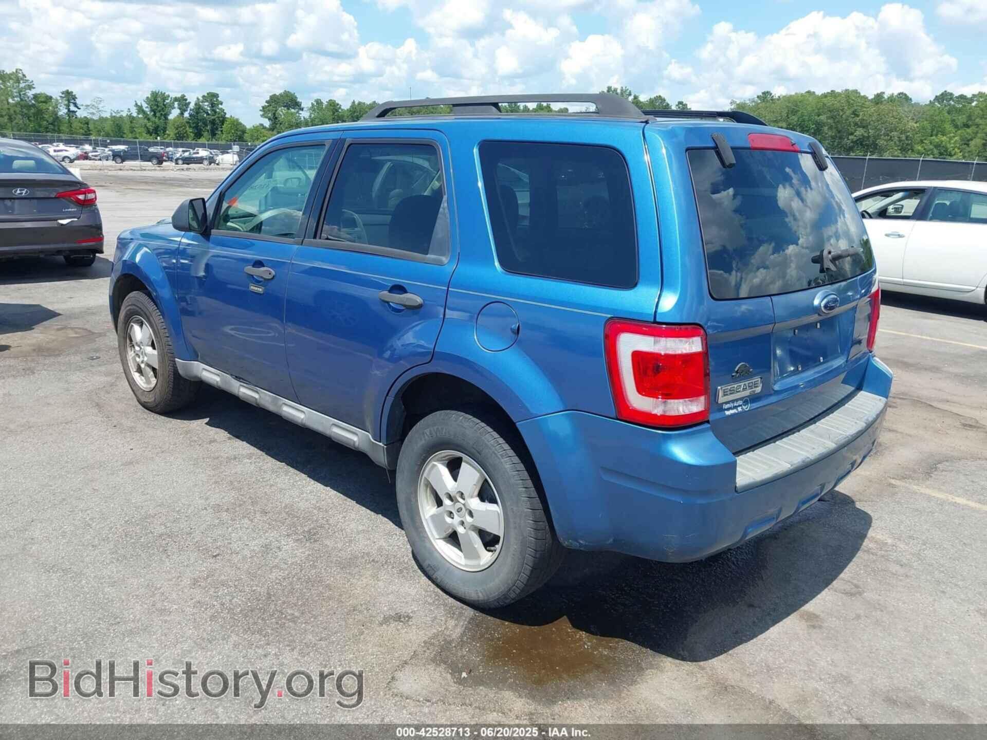 2009 FORD ESCAPE - VIN: 1FMCU03729KD04552 - Фото 3