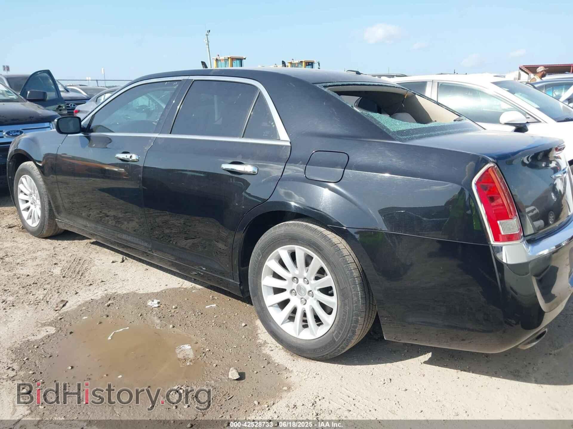 2013 CHRYSLER 300 - VIN: 2C3CCAAG3DH743912 - Фото 3