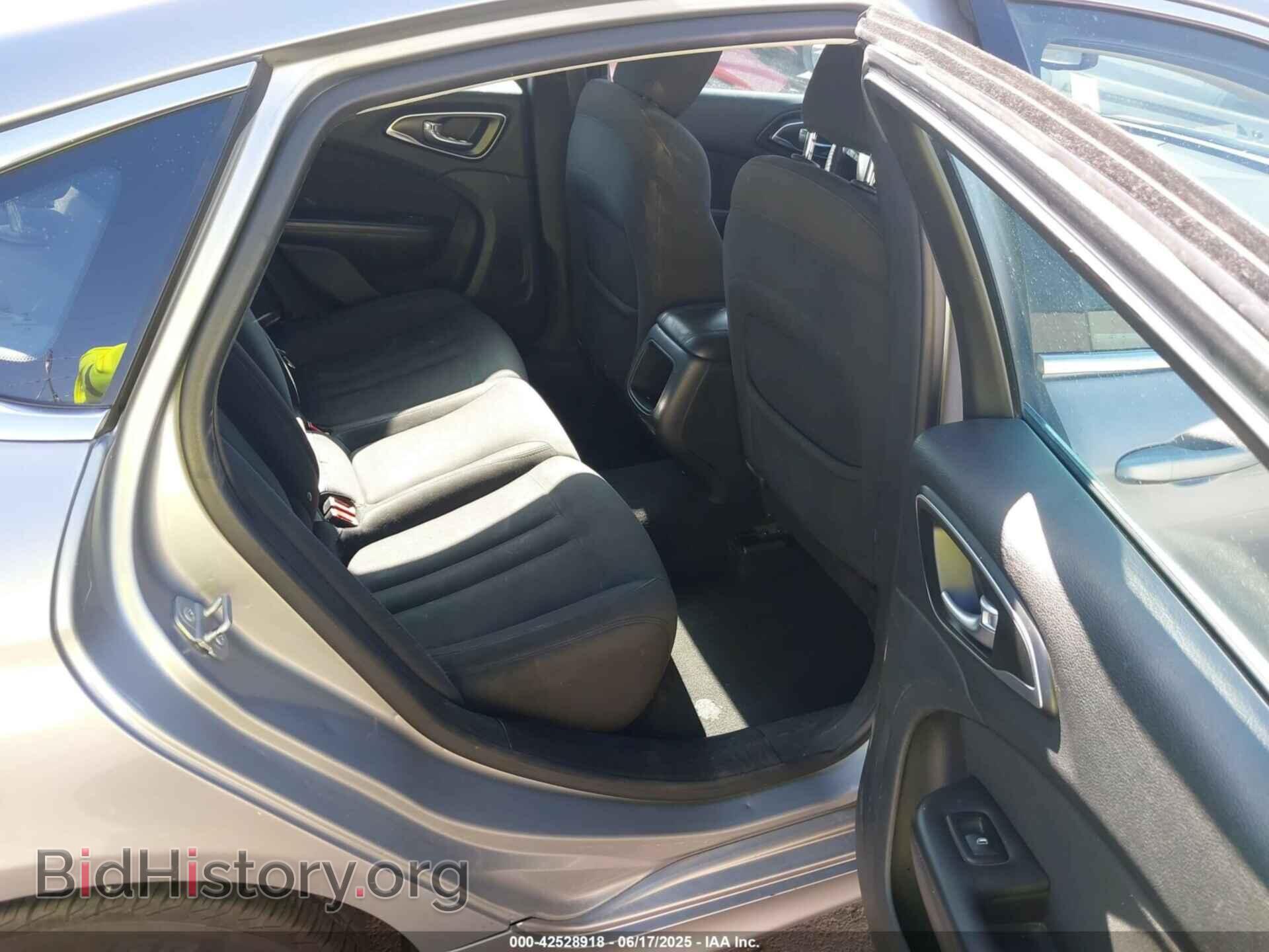 2015 CHRYSLER 200 - VIN: 1C3CCCAB9FN756769 - Фото 8