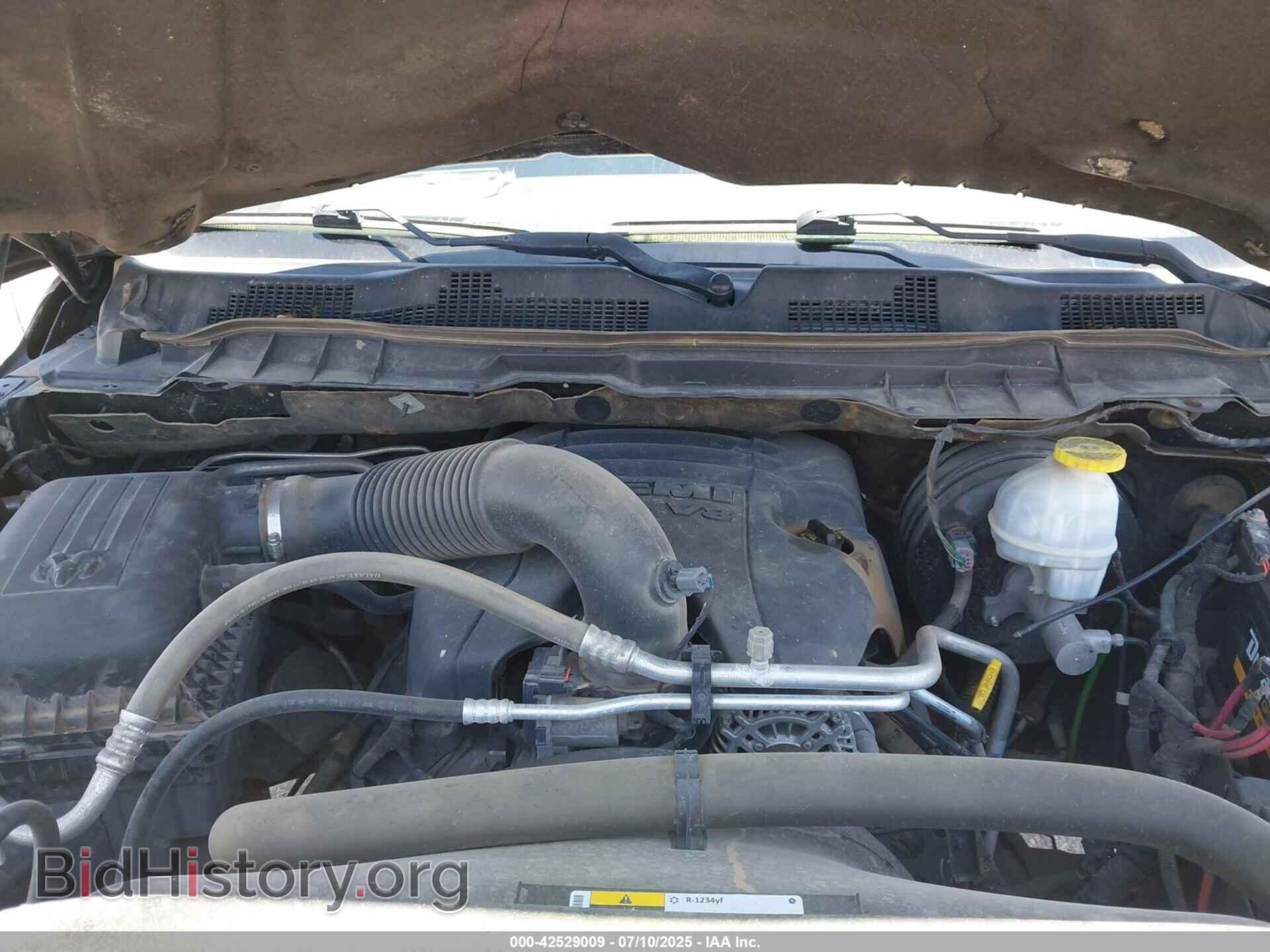 2018 RAM 1500 - VIN: 1C6RR6FT3JS325630 - Photo 10