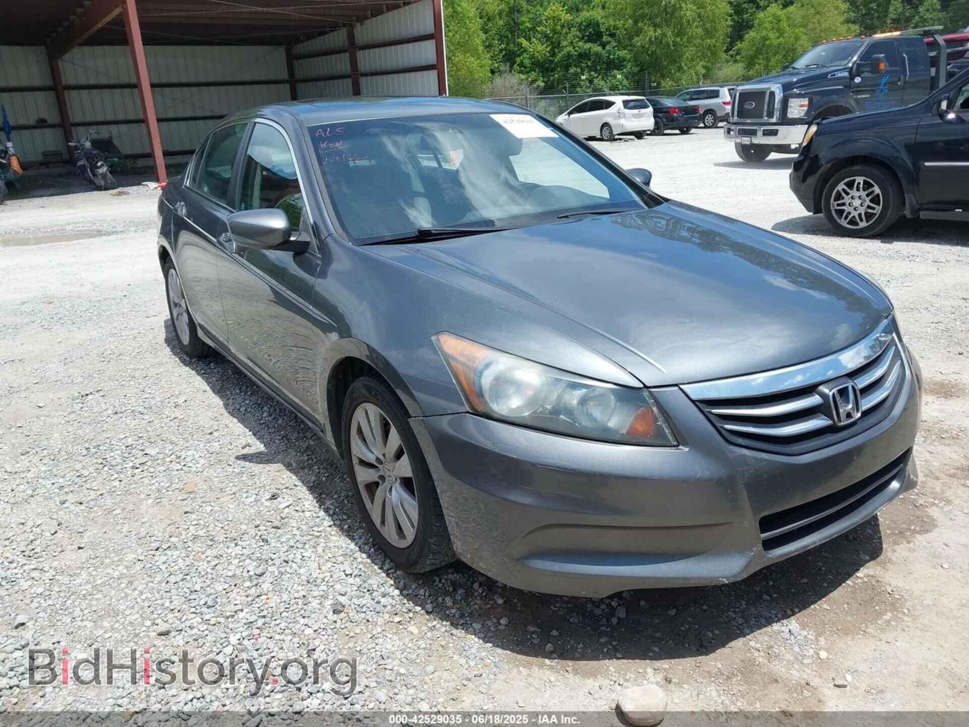 Photo 1HGCP2F84CA046576 - HONDA ACCORD 2012