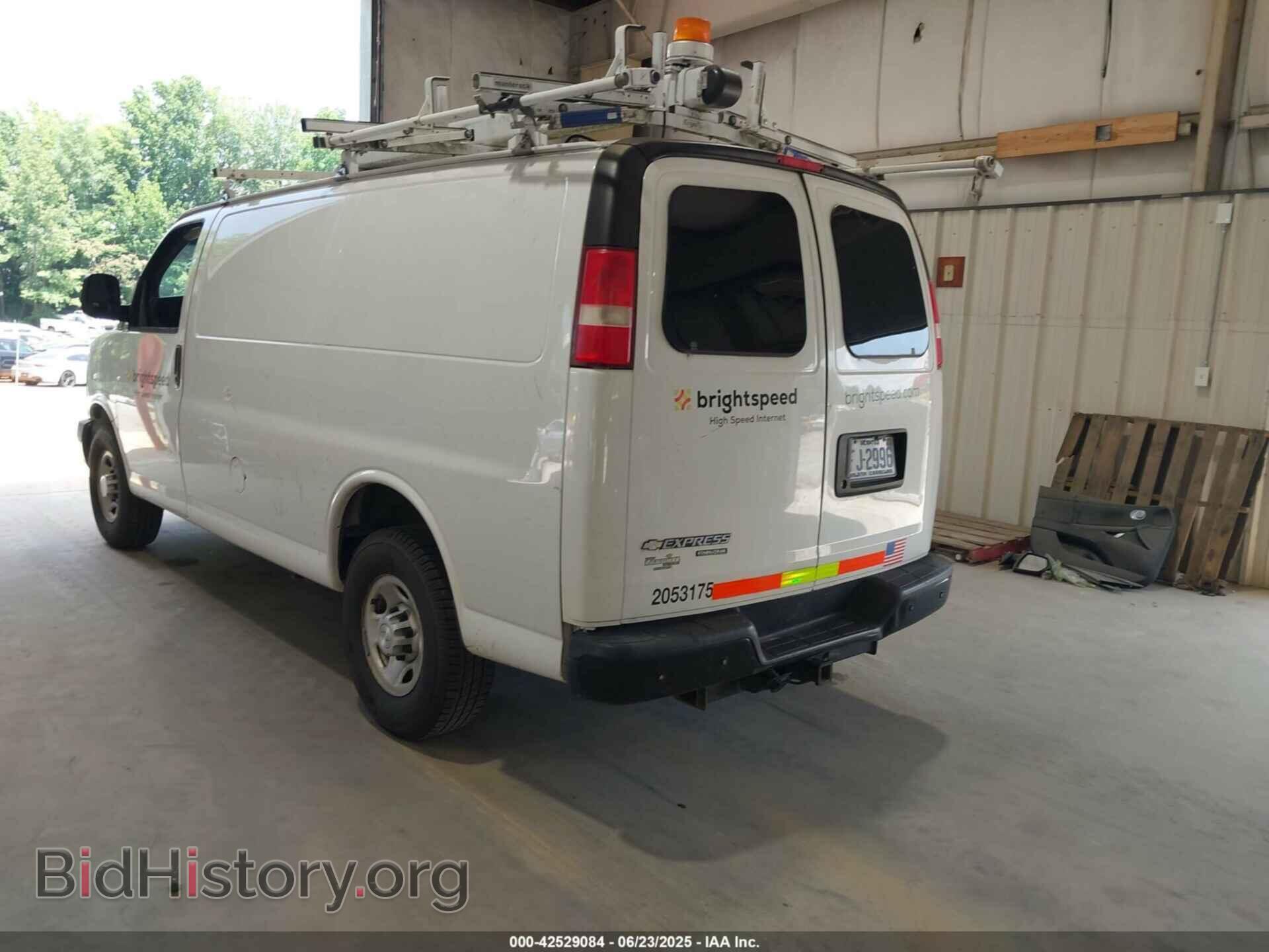 2015 CHEVROLET EXPRESS 2500 - VIN: 1GCWGFCF9F1283932 - Фото 3