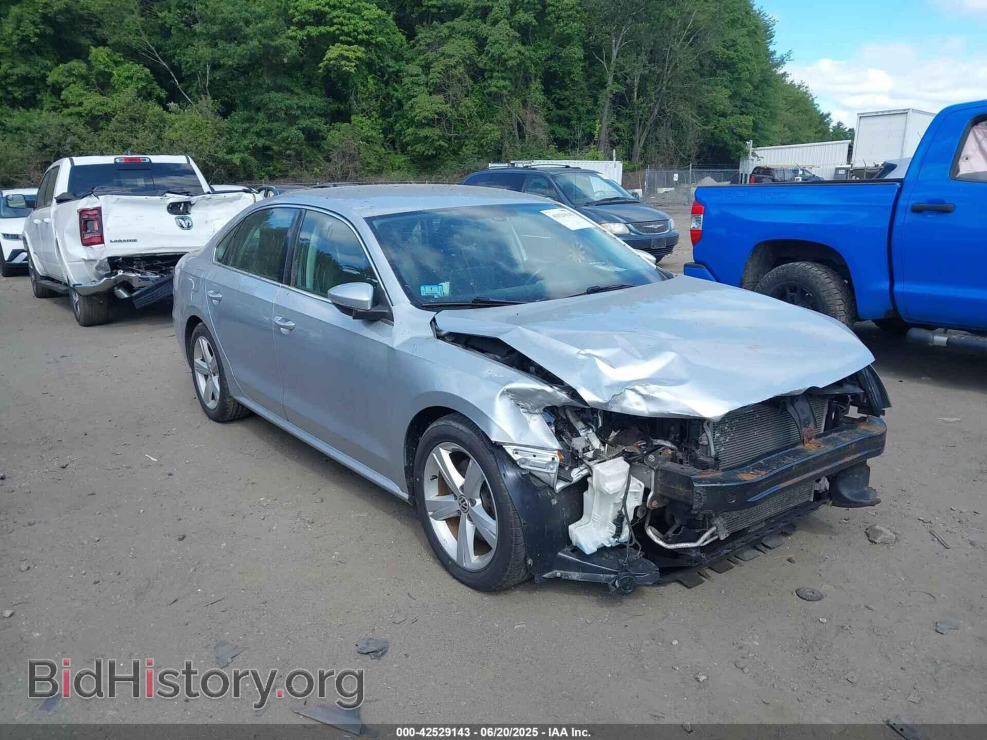 Photo 1VWBP7A38CC061506 - VOLKSWAGEN PASSAT 2012