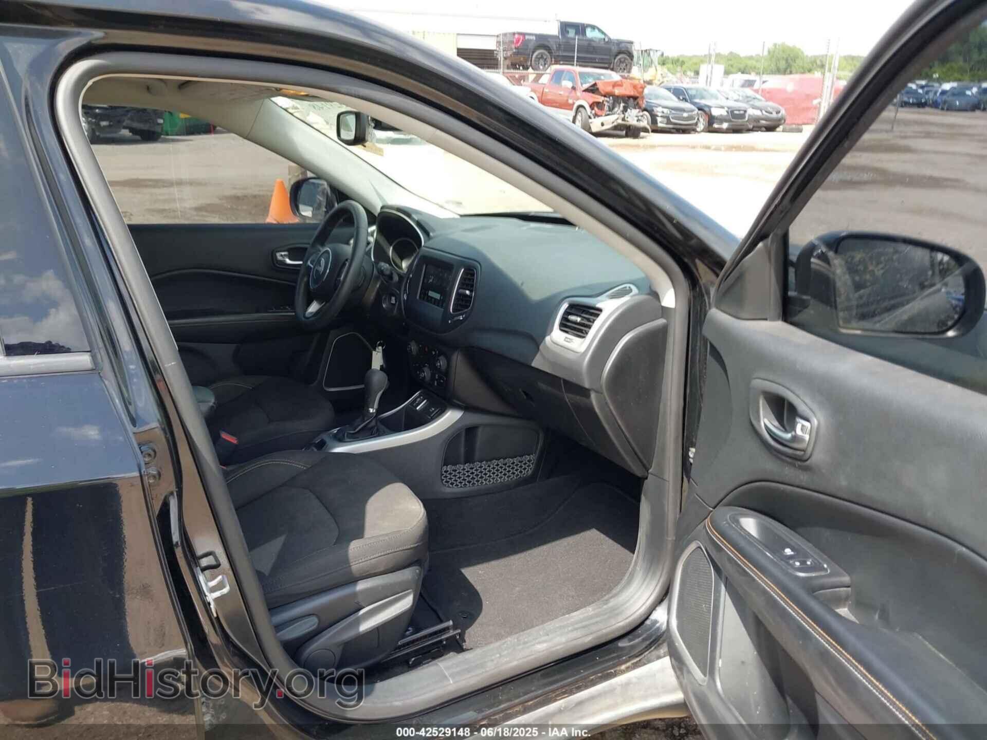 2020 JEEP COMPASS - VIN: 3C4NJCAB6LT141490 - Фото 5