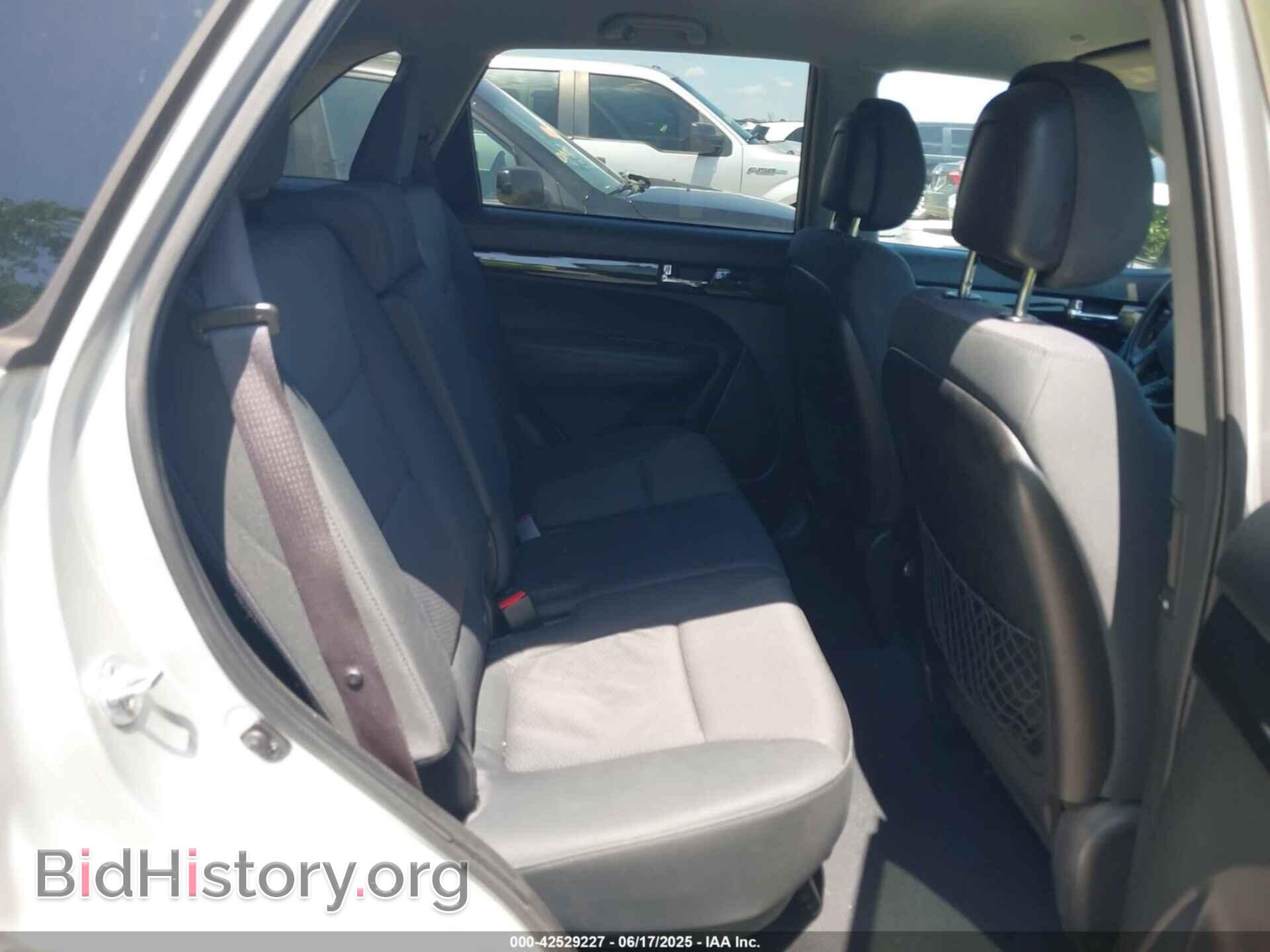 2012 KIA SORENTO - VIN: 5XYKT4A67CG231423 - Фото 8