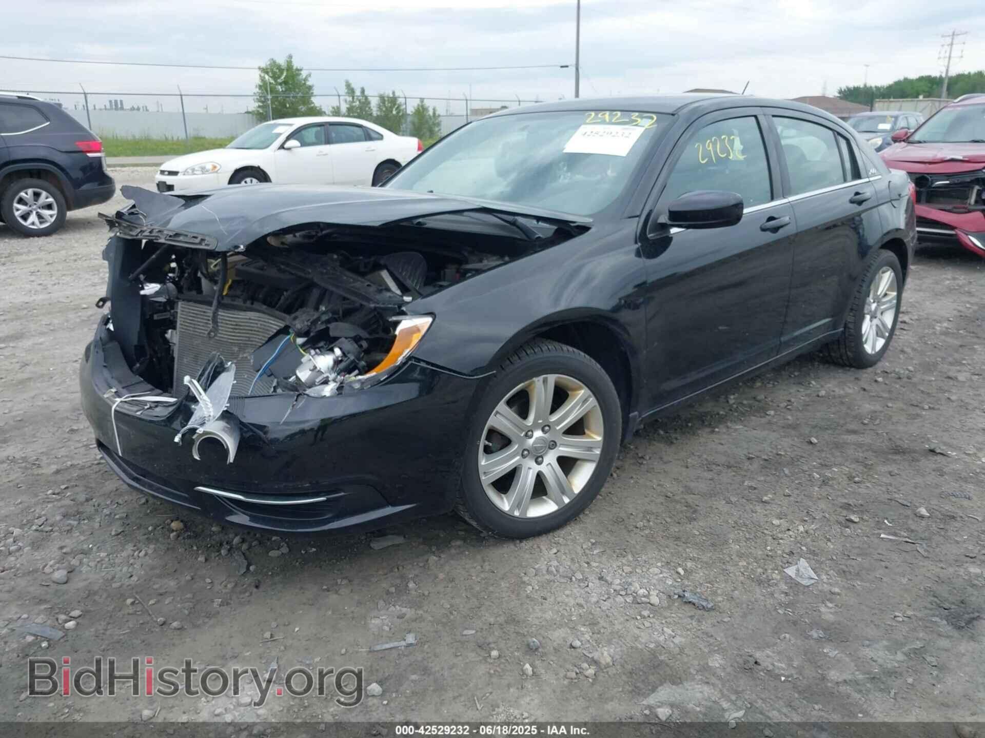 2012 CHRYSLER 200 - VIN: 1C3CCBBB2CN160794 - Фото 2