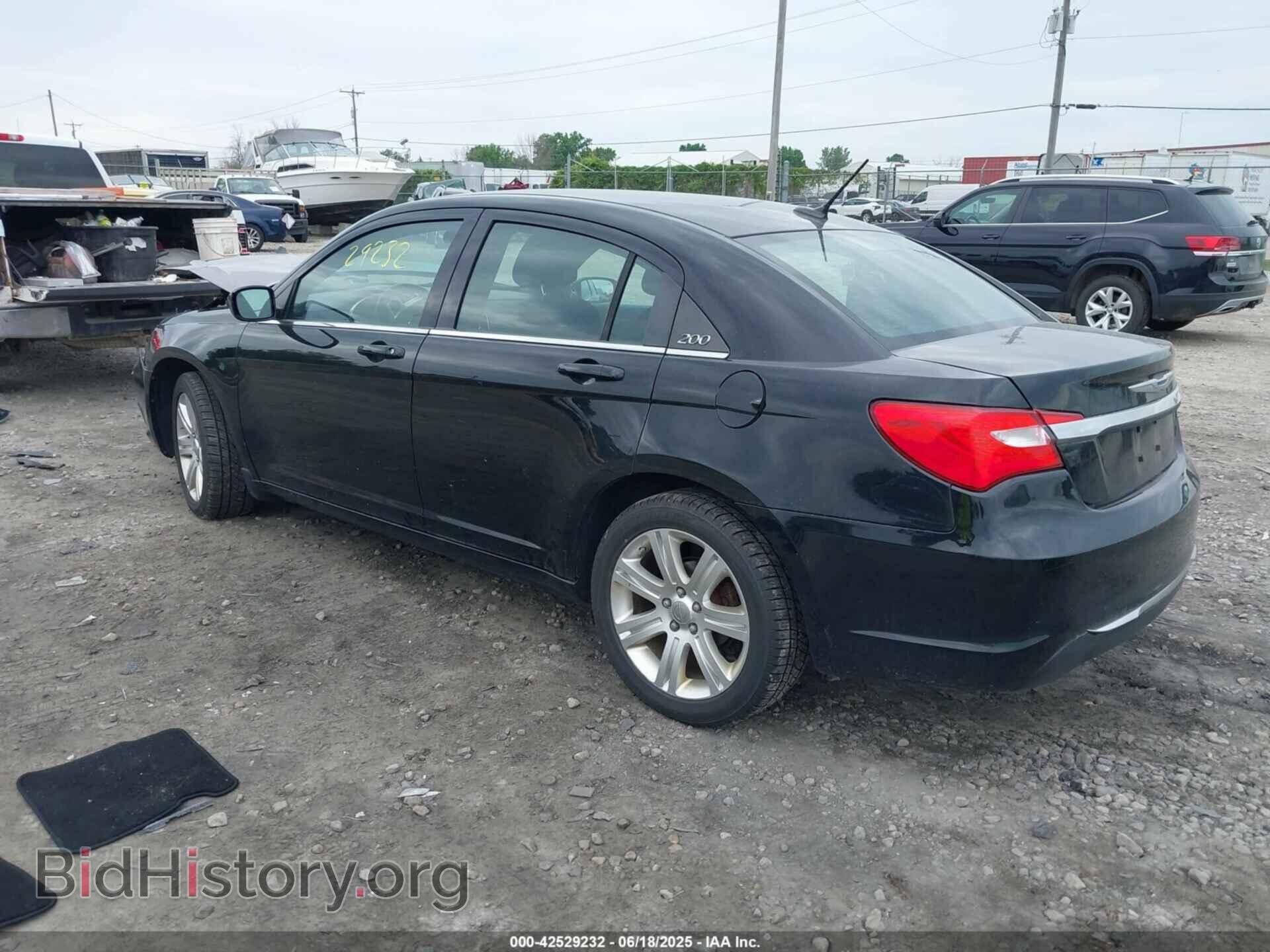 2012 CHRYSLER 200 - VIN: 1C3CCBBB2CN160794 - Фото 3