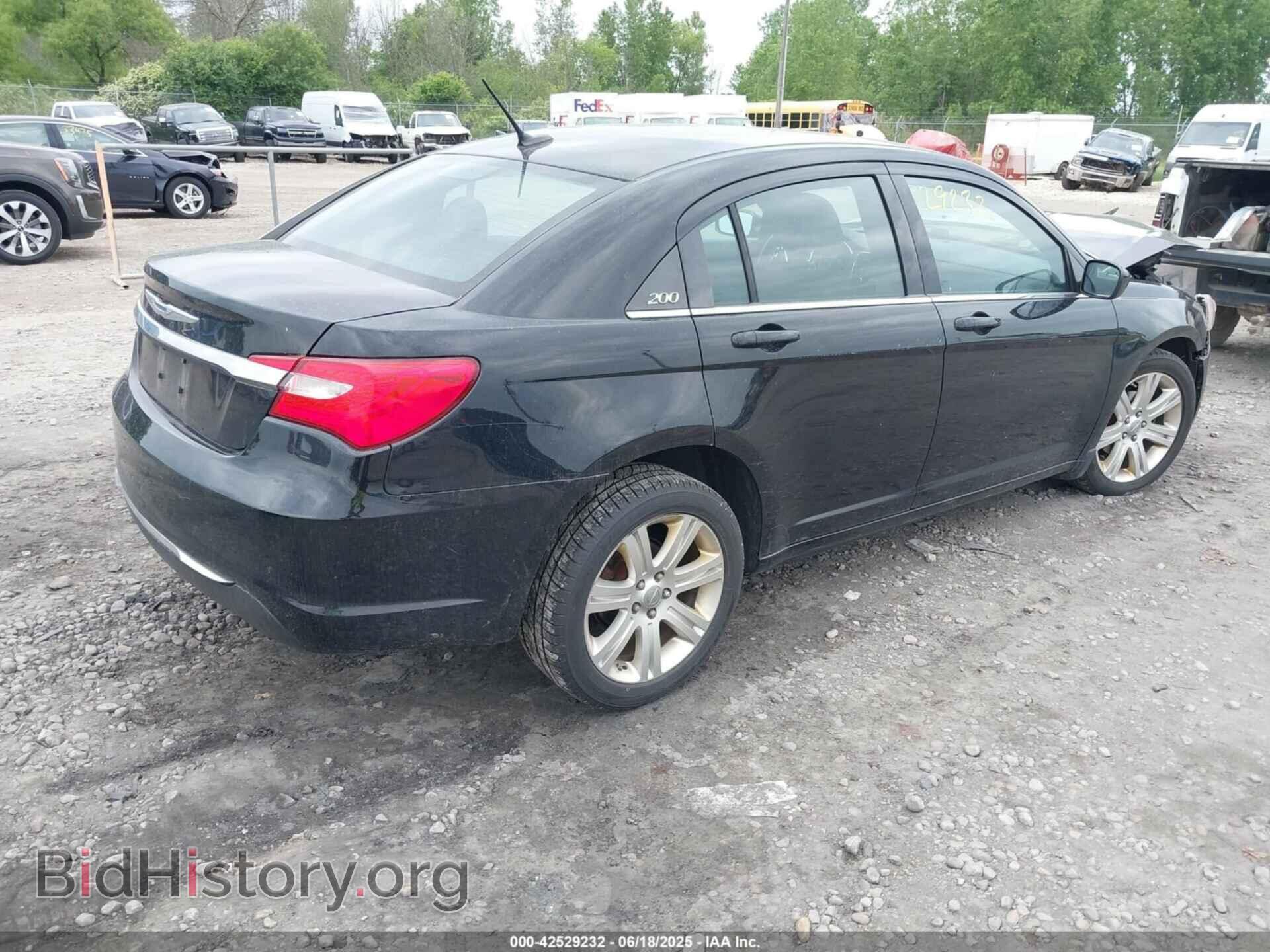 2012 CHRYSLER 200 - VIN: 1C3CCBBB2CN160794 - Фото 4