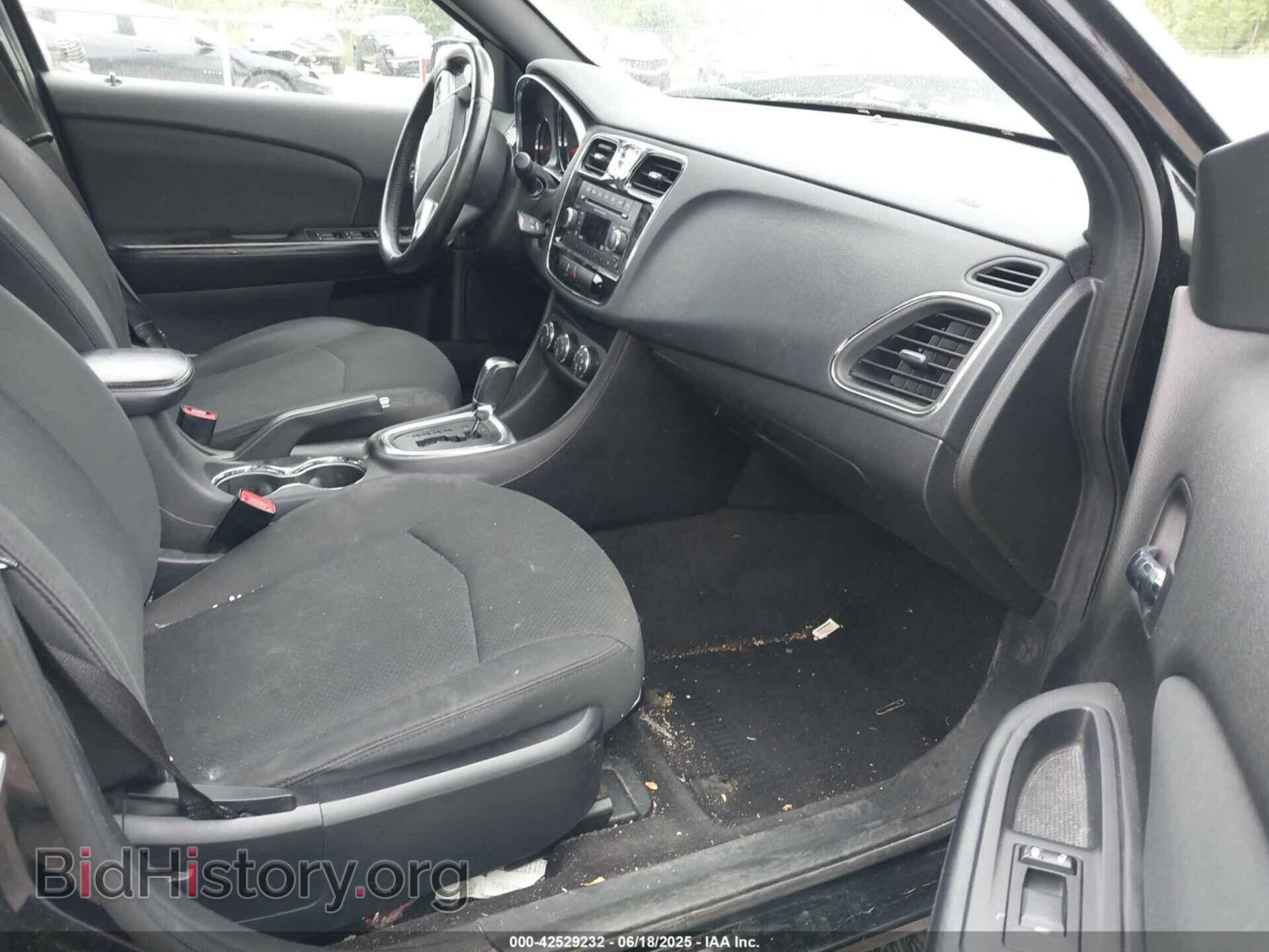 2012 CHRYSLER 200 - VIN: 1C3CCBBB2CN160794 - Фото 5