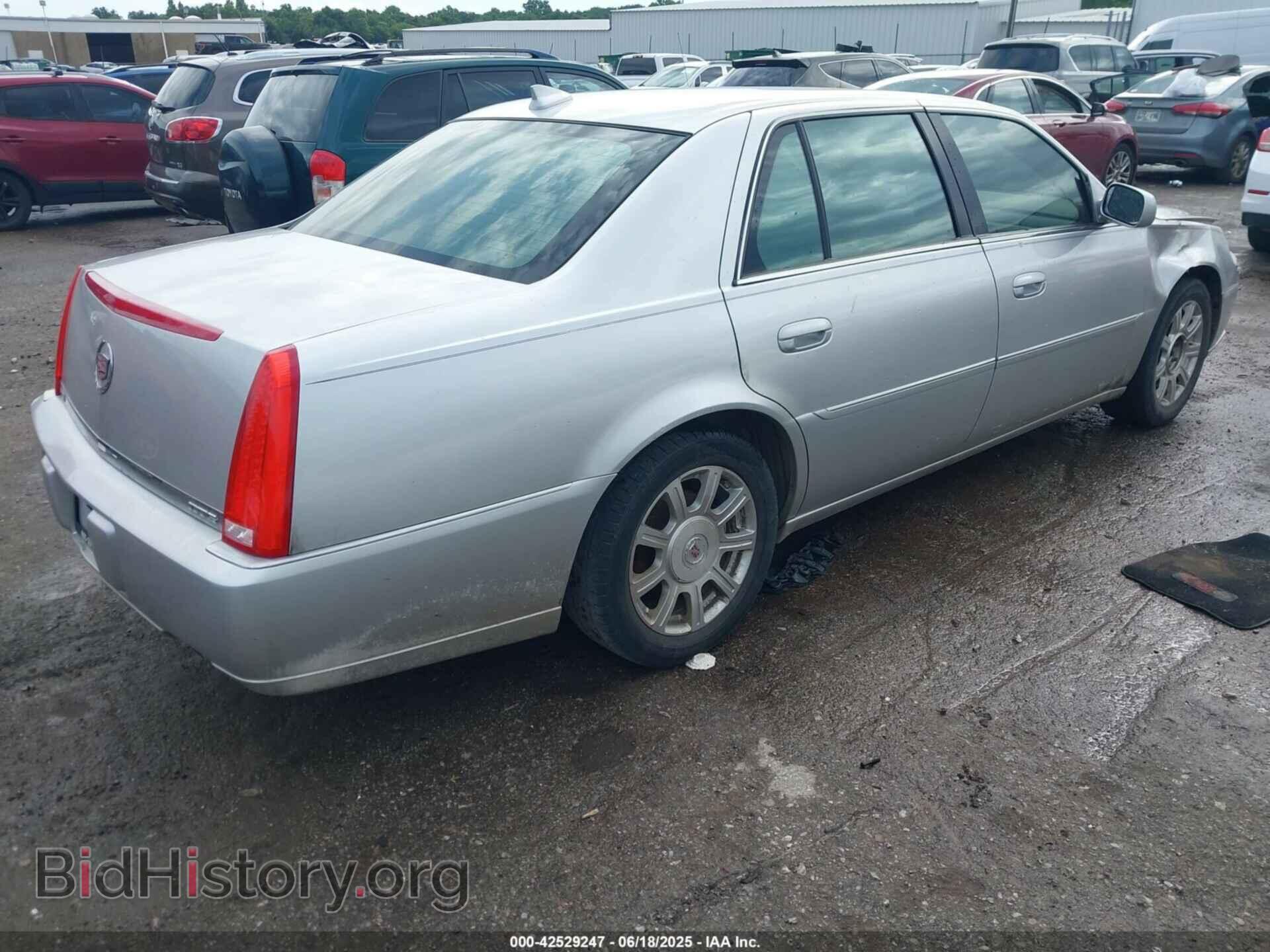 2009 CADILLAC DTS - VIN: 1G6KD57Y09U126664 - Фото 4