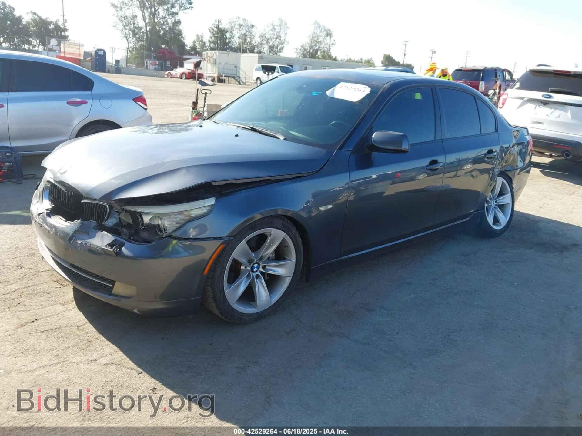 2010 BMW 528I - VIN: WBANU5C59AC128362 - Фото 2