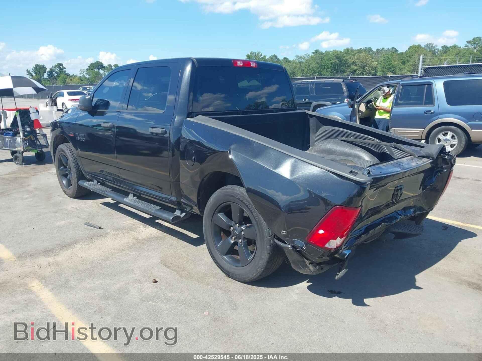 2015 RAM 1500 - VIN: 3C6RR7KTXFG676500 - Photo 3