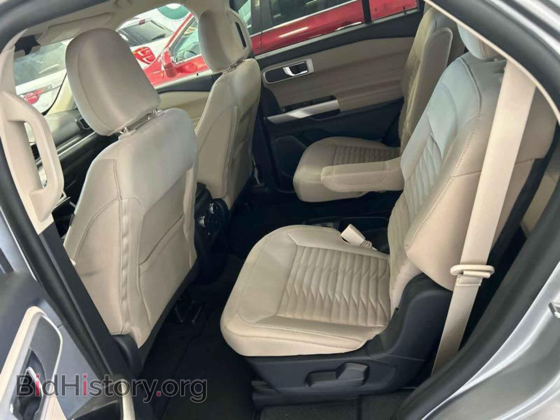 2021 FORD EXPLORER - VIN: 1FMSK7DH7MGB34492 - Photo 2