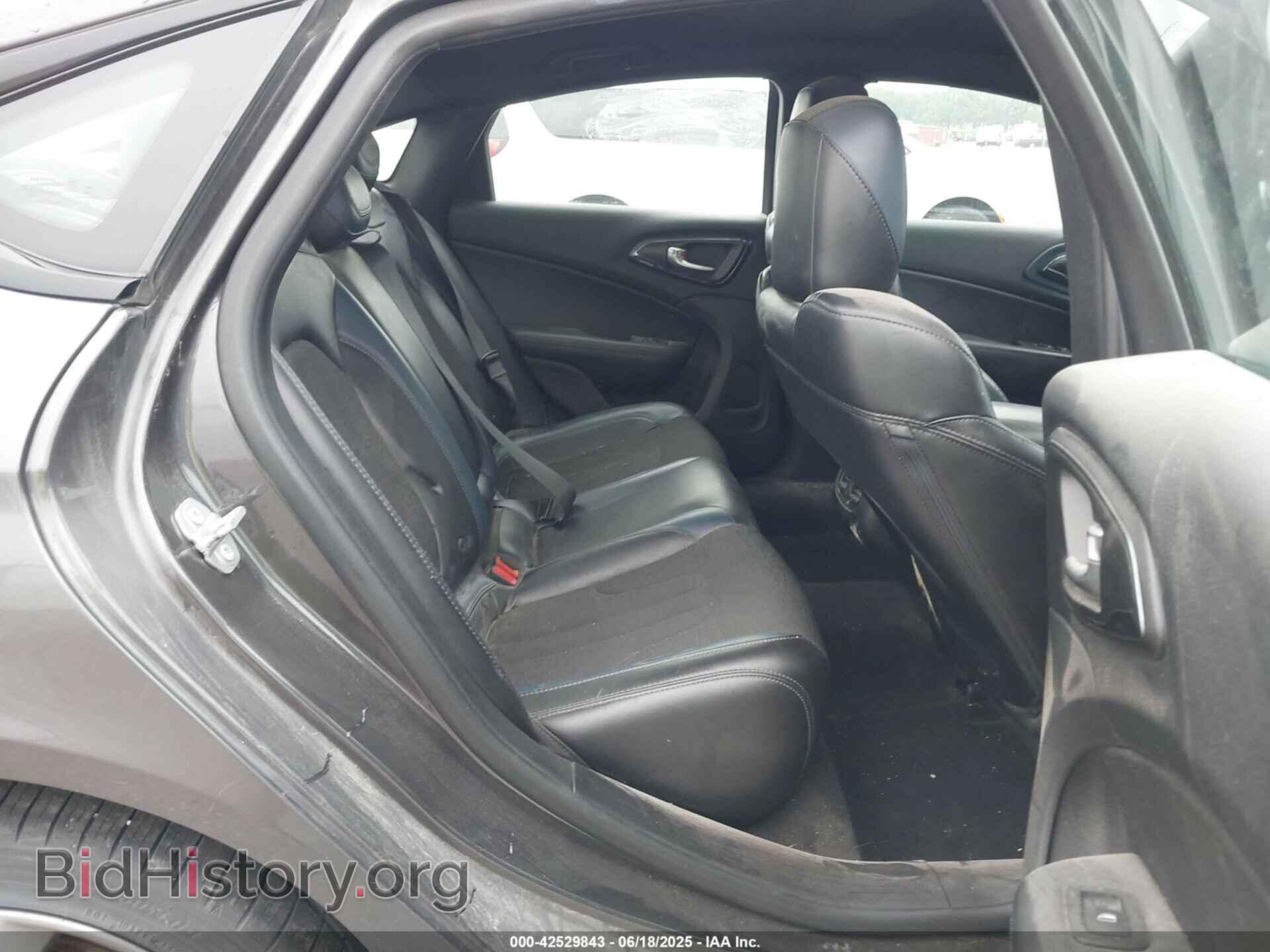 2015 CHRYSLER 200 - VIN: 1C3CCCBBXFN752437 - Фото 8