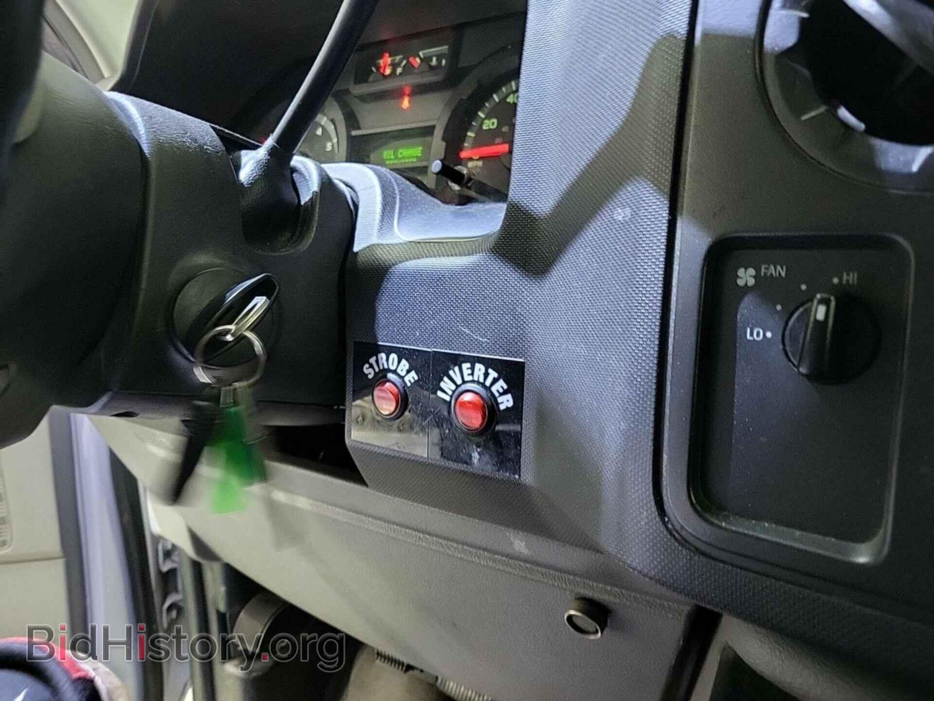 2011 FORD E-250 - VIN: 1FTNE2EL9BDA75667 - Photo 2