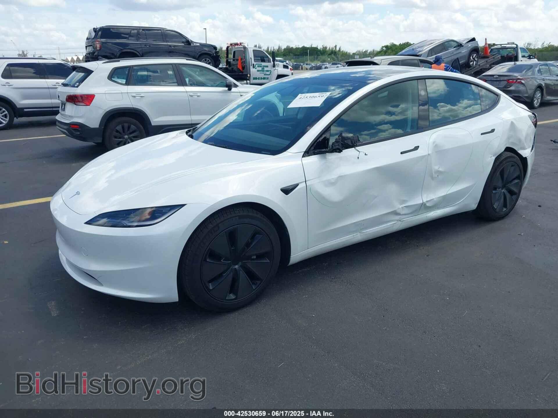 2025 TESLA MODEL 3 - VIN: 5YJ3E1EA7SF897151 - Фото 2