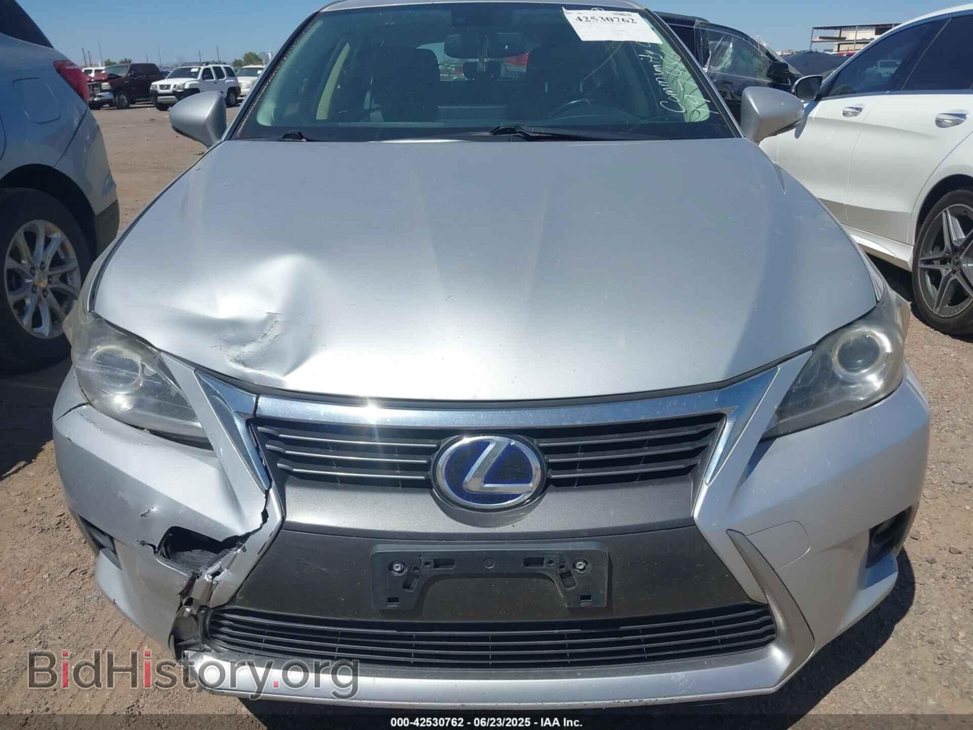 2014 LEXUS CT 200H - VIN: JTHKD5BH4E2197486 - Photo 11