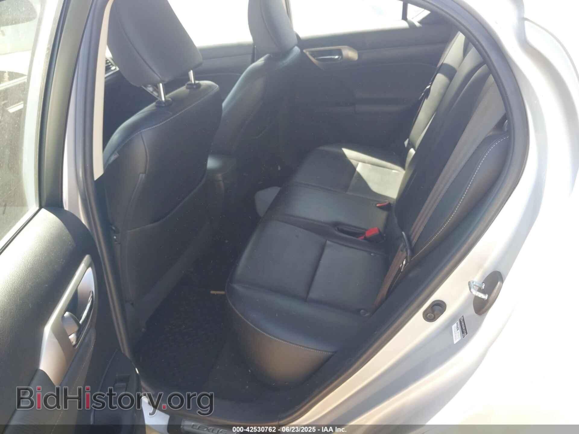 2014 LEXUS CT 200H - VIN: JTHKD5BH4E2197486 - Photo 17