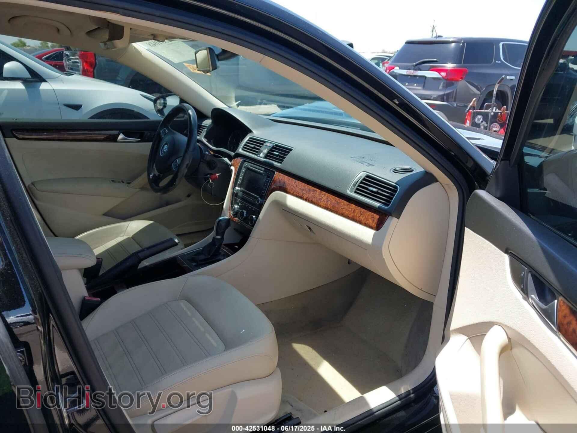 2012 VOLKSWAGEN PASSAT - VIN: 1VWCH7A37CC060266 - Фото 5