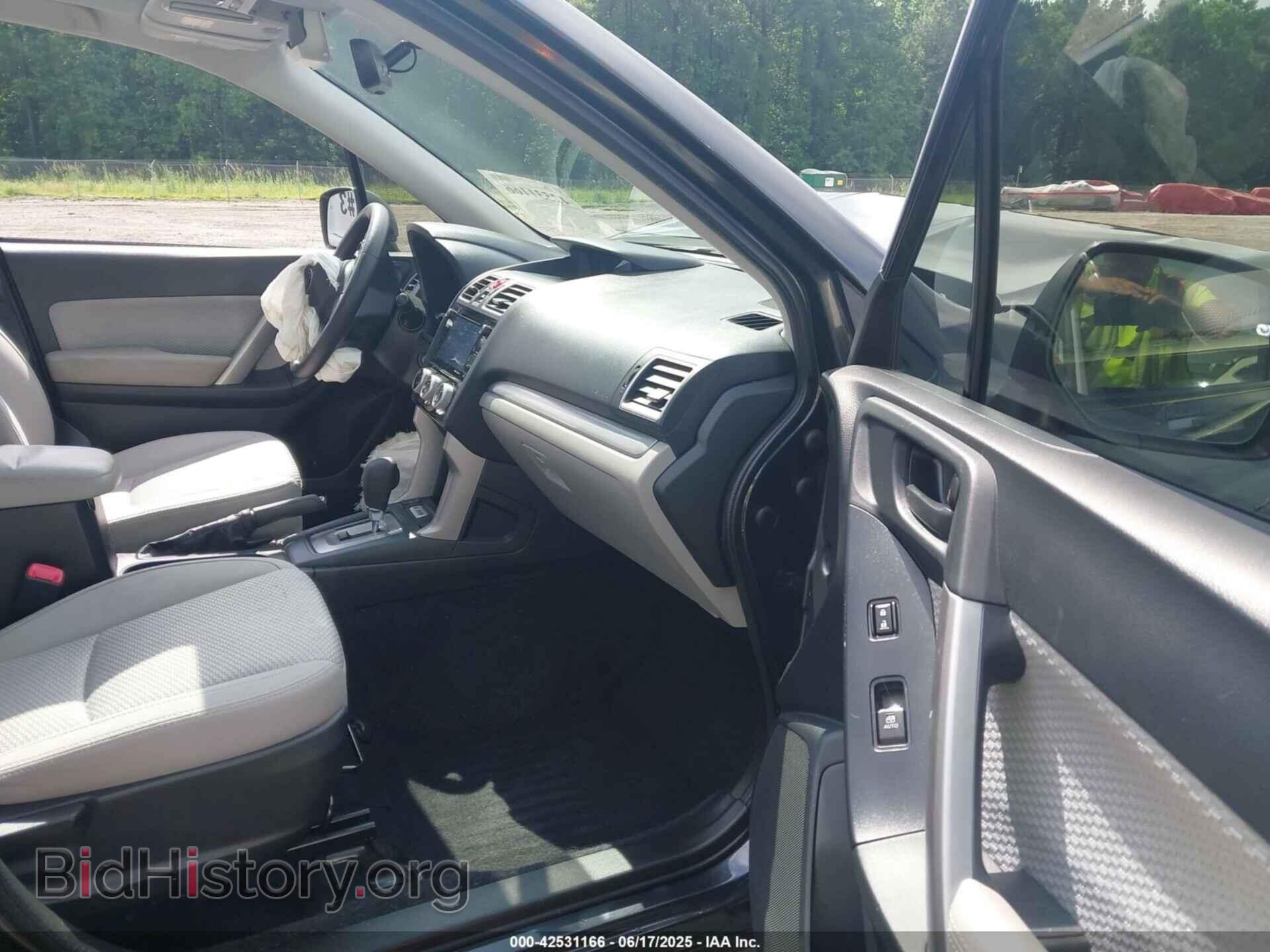 2017 SUBARU FORESTER - VIN: JF2SJAEC8HH595502 - Фото 5