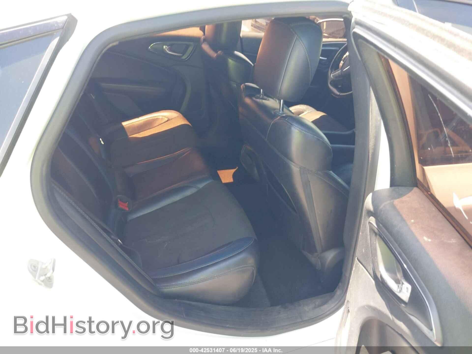 2015 CHRYSLER 200 - VIN: 1C3CCCBB2FN587211 - Photo 8