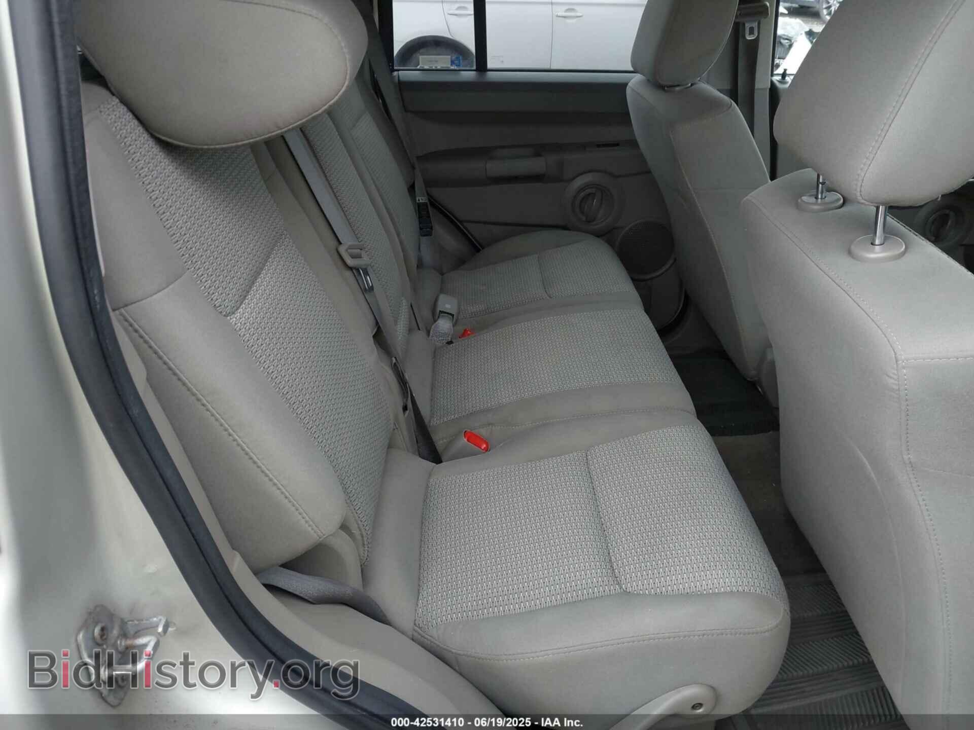 2008 JEEP COMMANDER - VIN: 1J8HG48K48C132421 - Фото 8