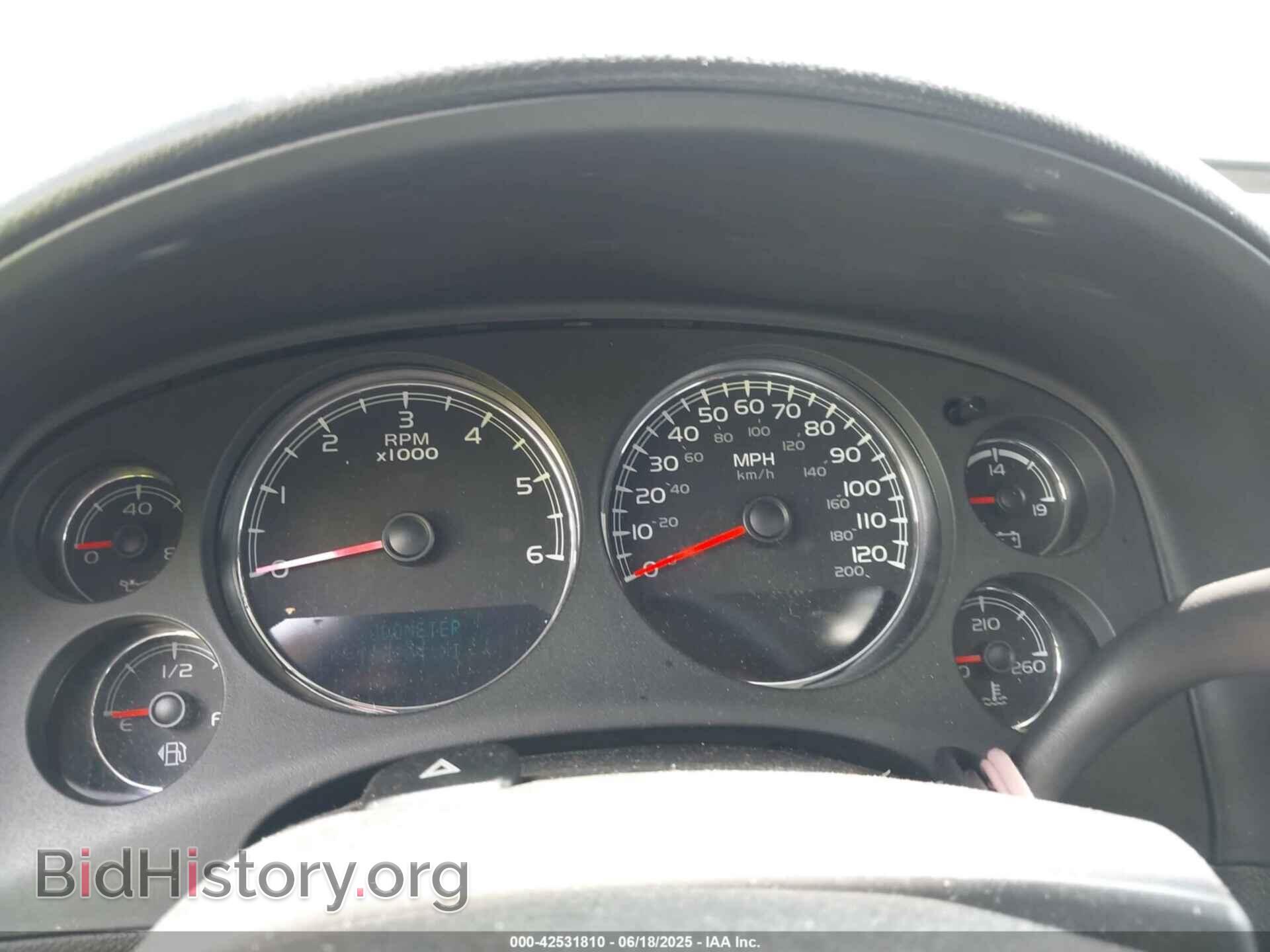 2012 GMC YUKON - VIN: 1GKS2EEF6CR320067 - Photo 7