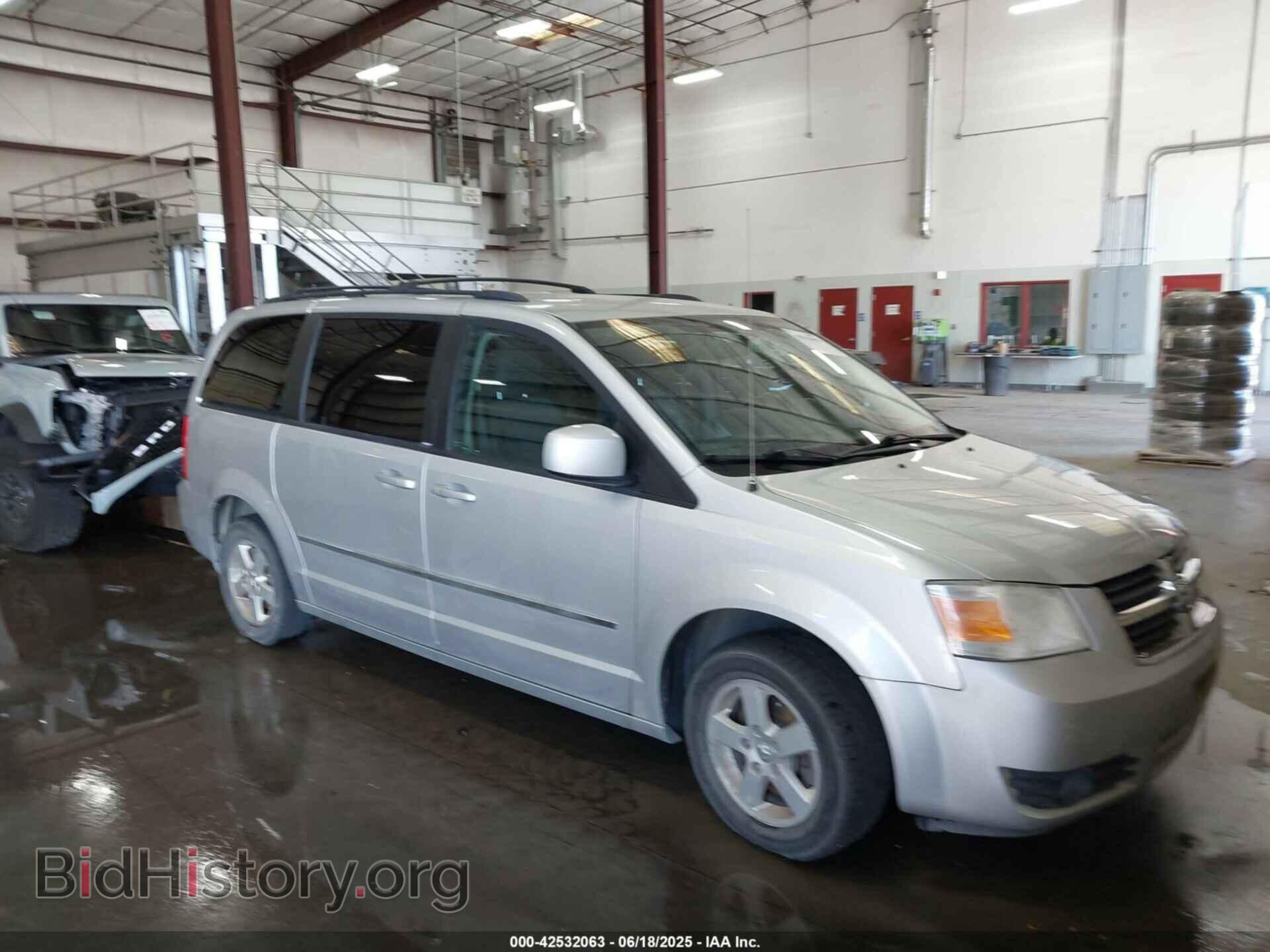 Photo 2D4RN5D11AR483260 - DODGE GRAND CARAVAN 2010