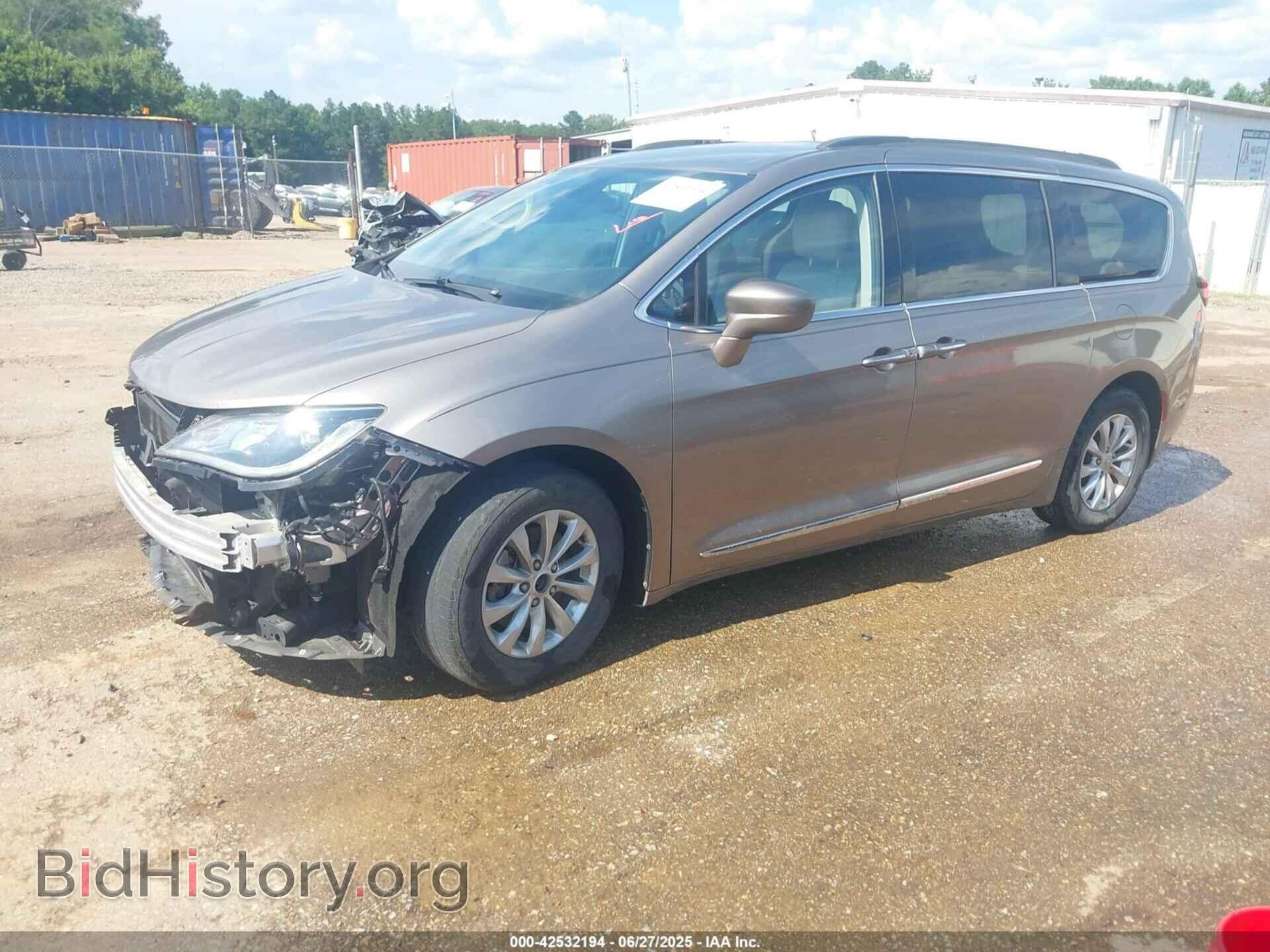 2017 CHRYSLER PACIFICA - VIN: 2C4RC1BG3HR691654 - Фото 2