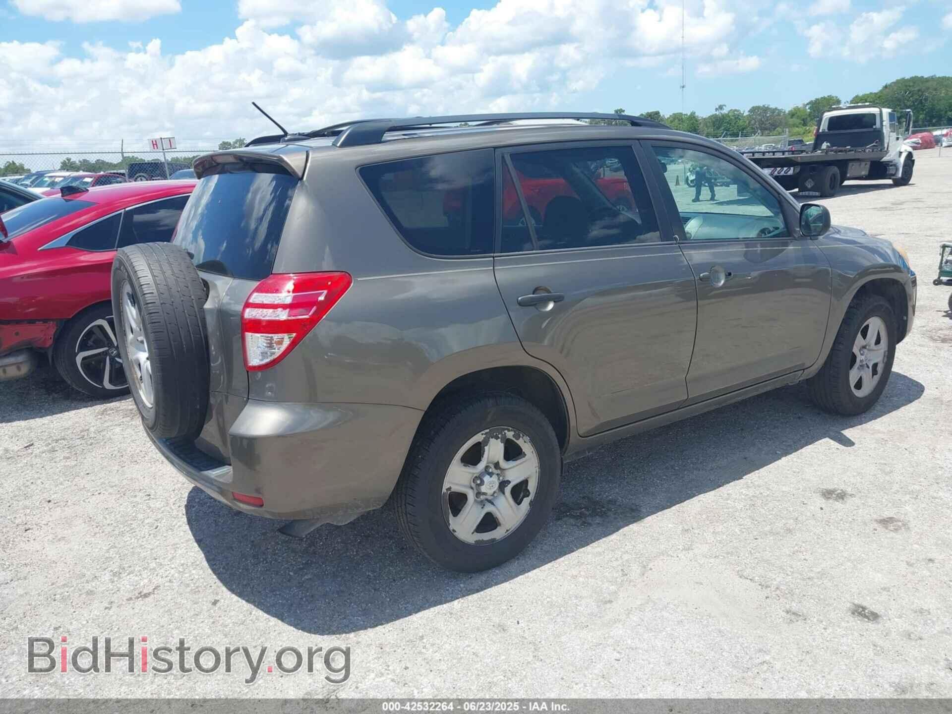 2011 TOYOTA RAV4 - VIN: 2T3ZF4DV4BW095261 - Фото 4